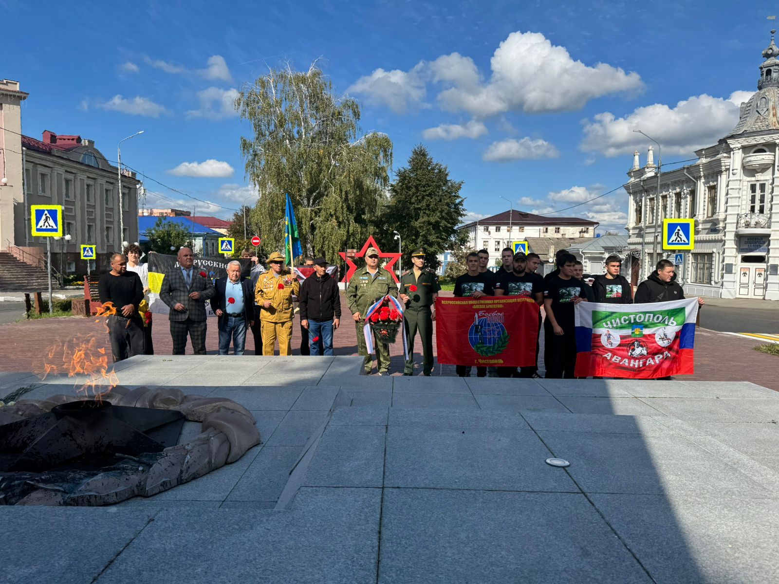 В Чистополе почтили память погибших танкистов в их профессиональный праздник
