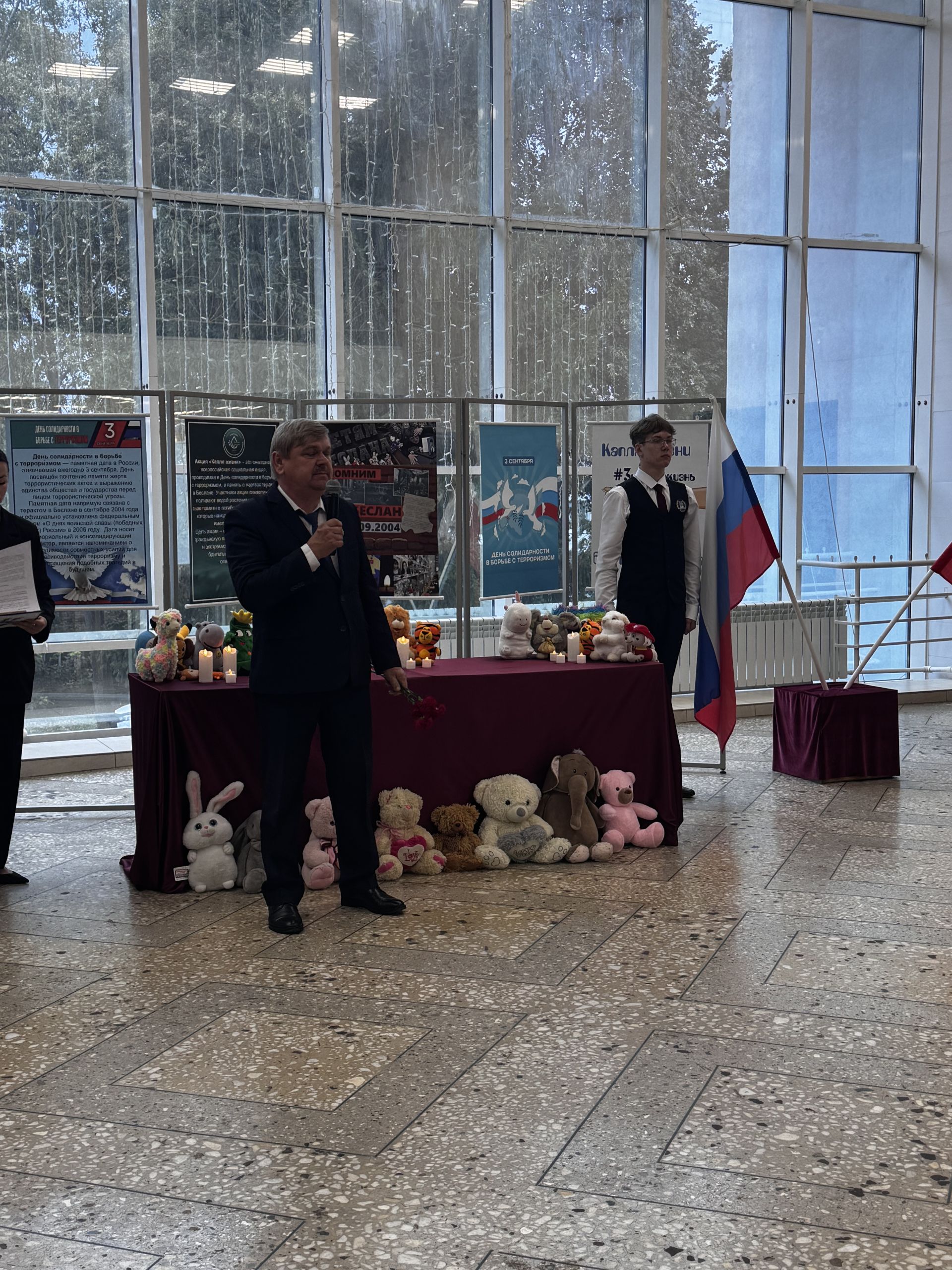 В Чистополе почтили память жертв теракта в Беслане