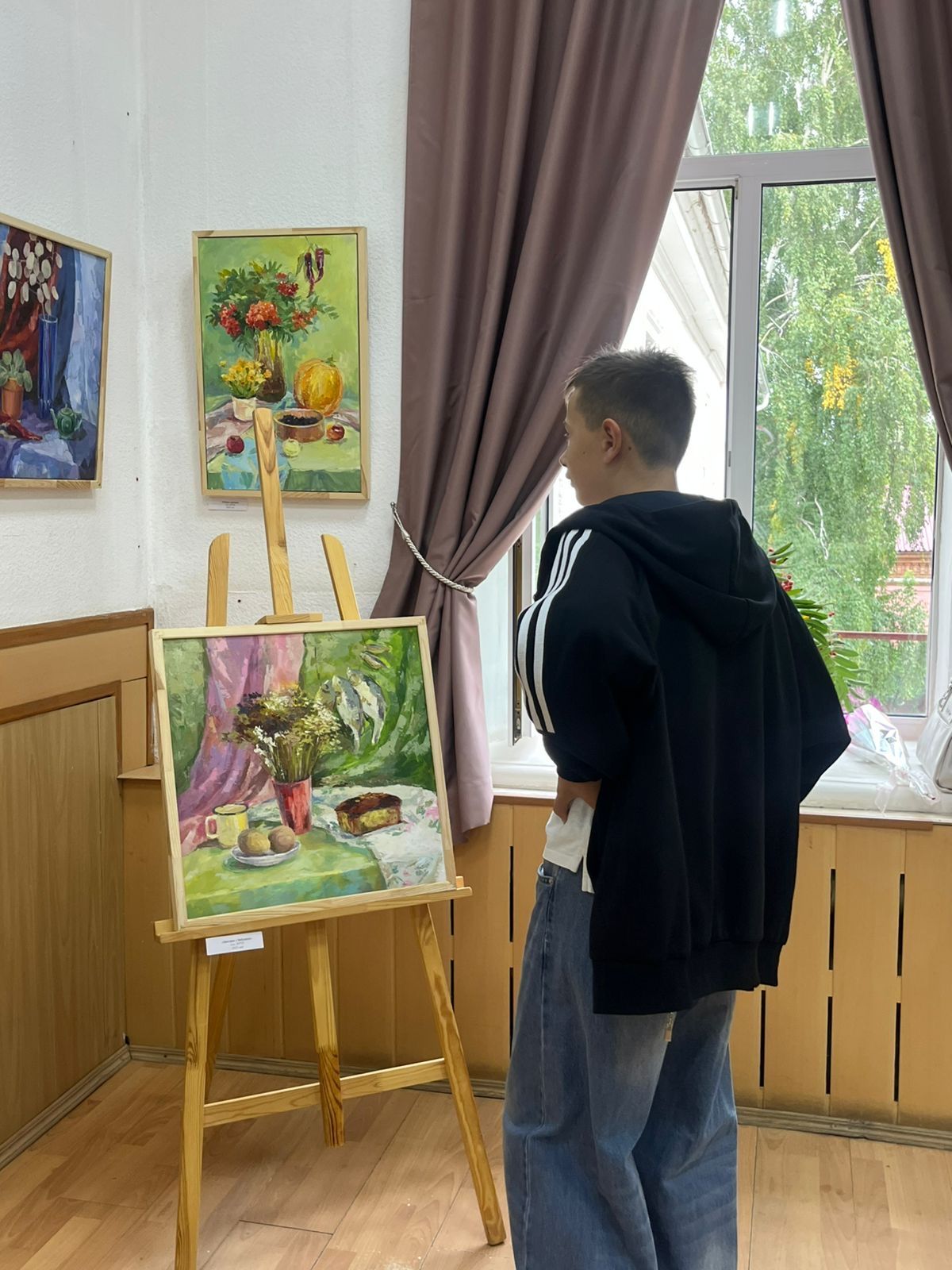 Мир в свете души: персональная выставка Натальи Ларионовой  открылась в чистопольском музее