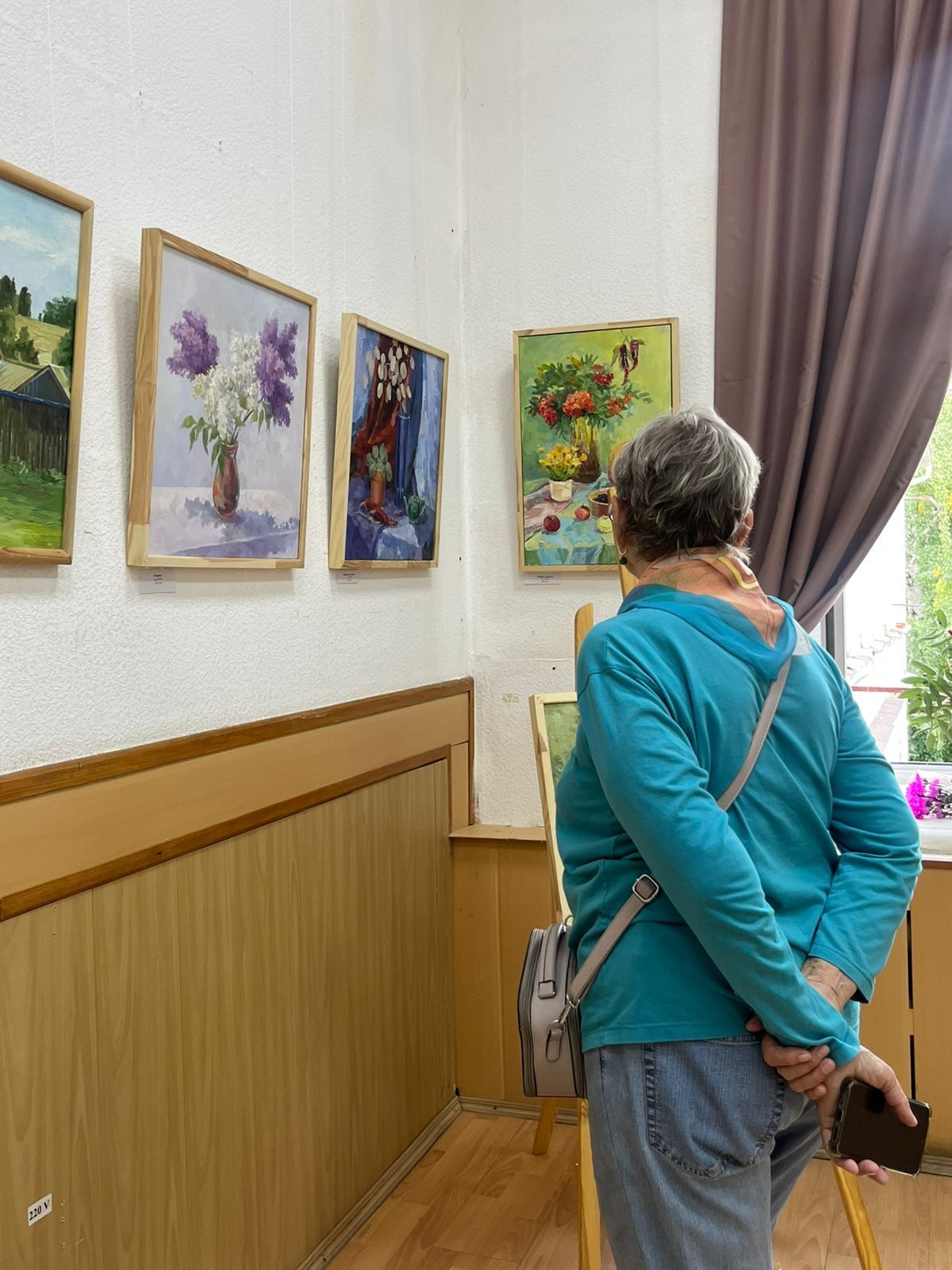 Мир в свете души: персональная выставка Натальи Ларионовой  открылась в чистопольском музее