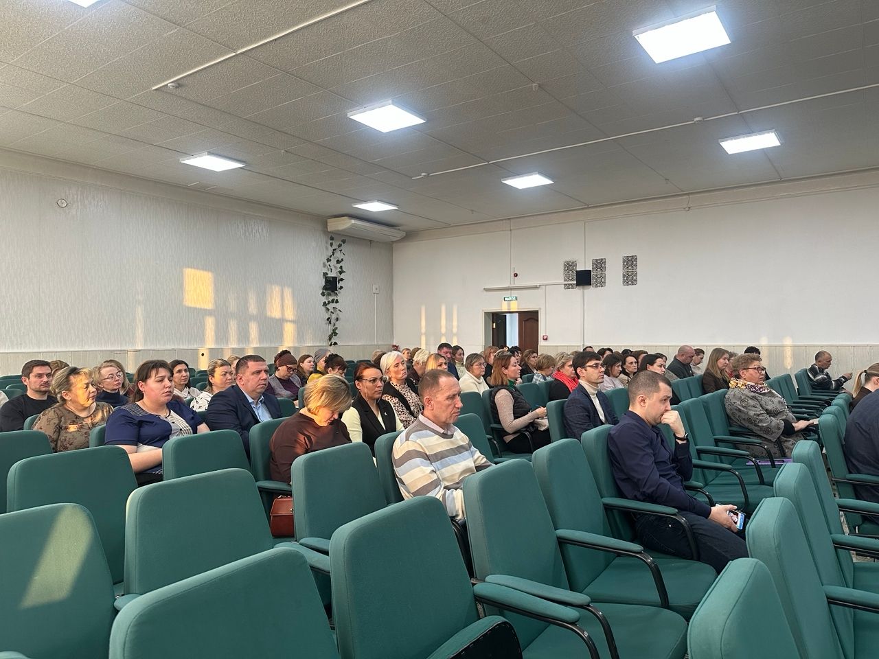 В Чистополе обсудили профилактику деструктивного поведения среди подростков