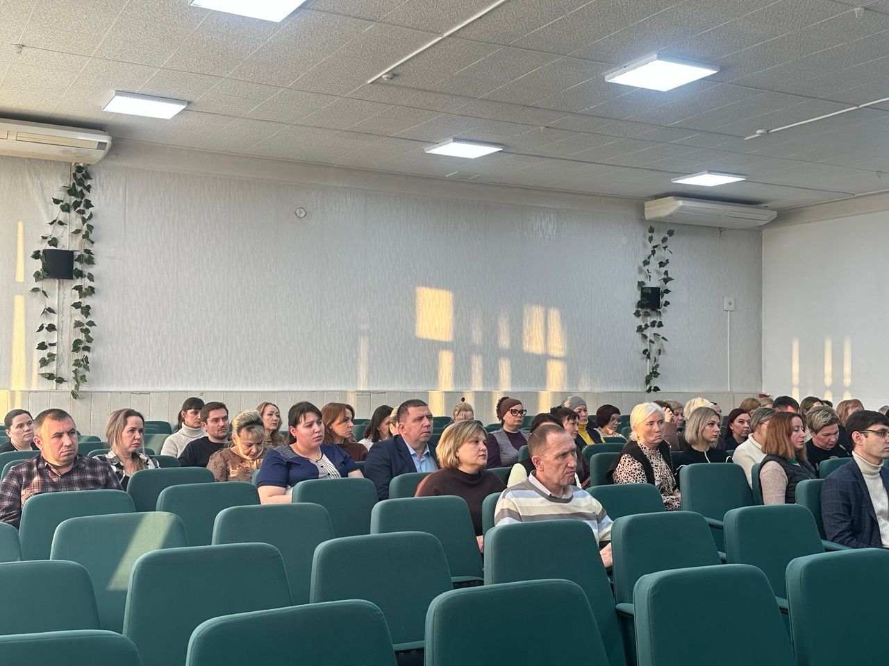 В Чистополе обсудили профилактику деструктивного поведения среди подростков