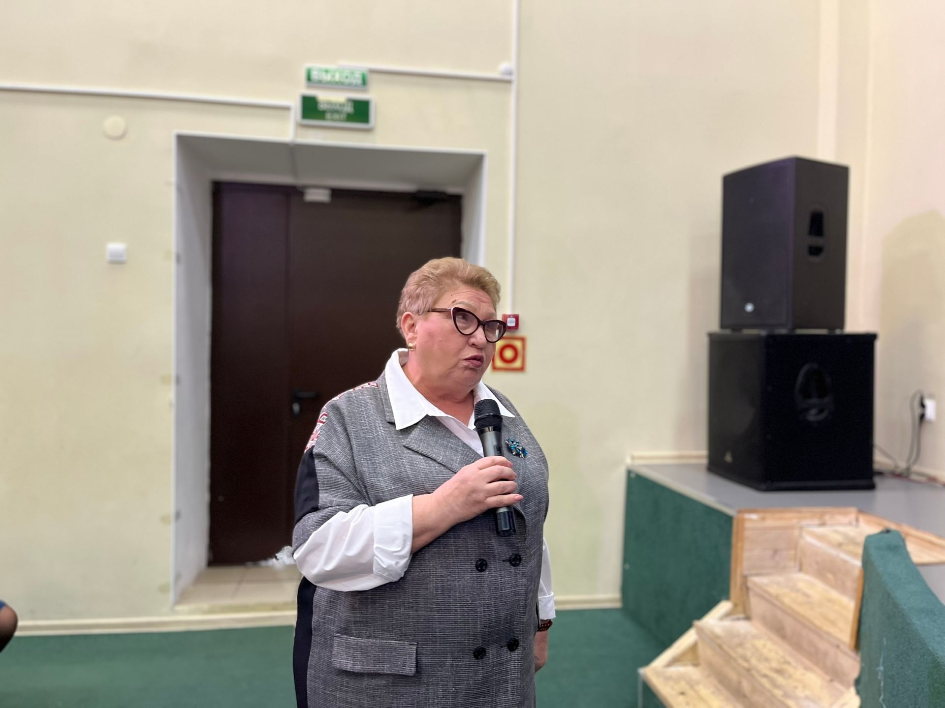 Глава Чистопольского района провёл встречу с работниками сферы молодёжной политики, спорта и культуры