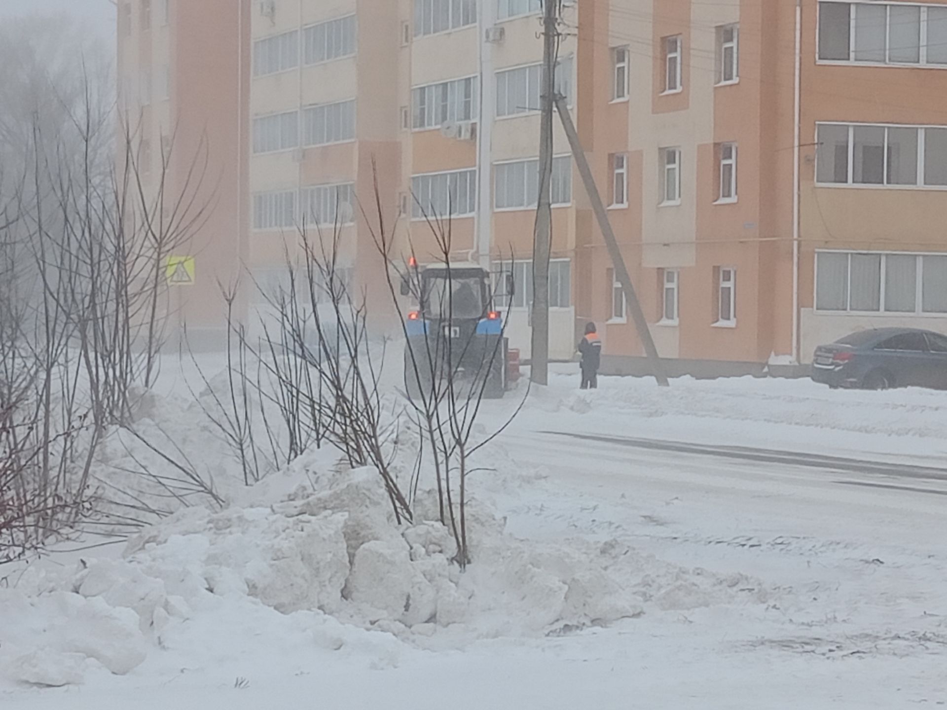 В Чистополе из-за непогоды дорожные службы переведены на усиленный режим работы