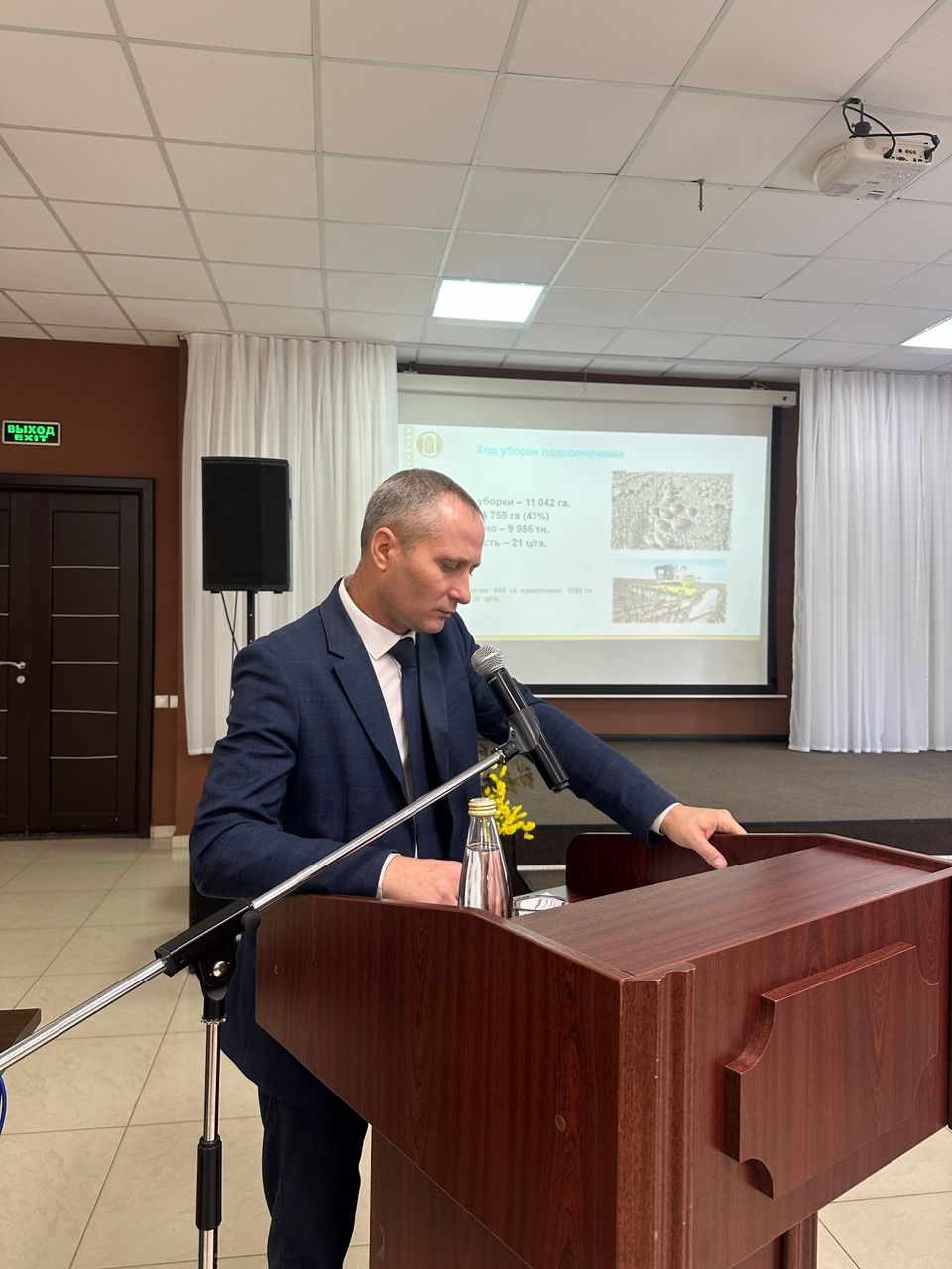 На аппаратном совещании в Чистополе обсудили дорожную безопасность, АПК и криминальную сводку
