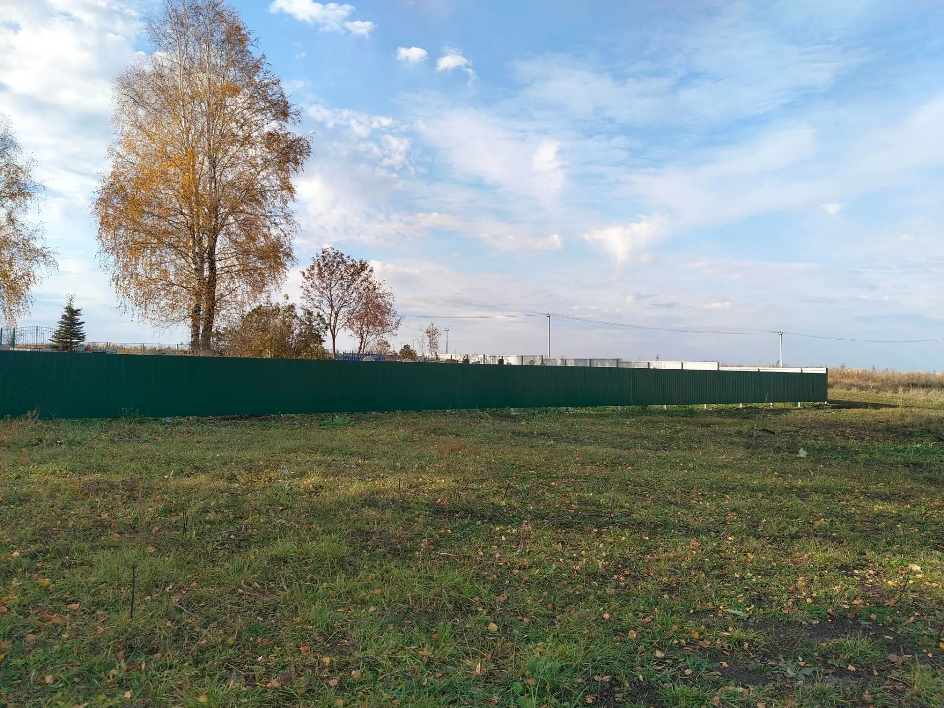 В селе Чистопольского района отремонтировали ограждение кладбища