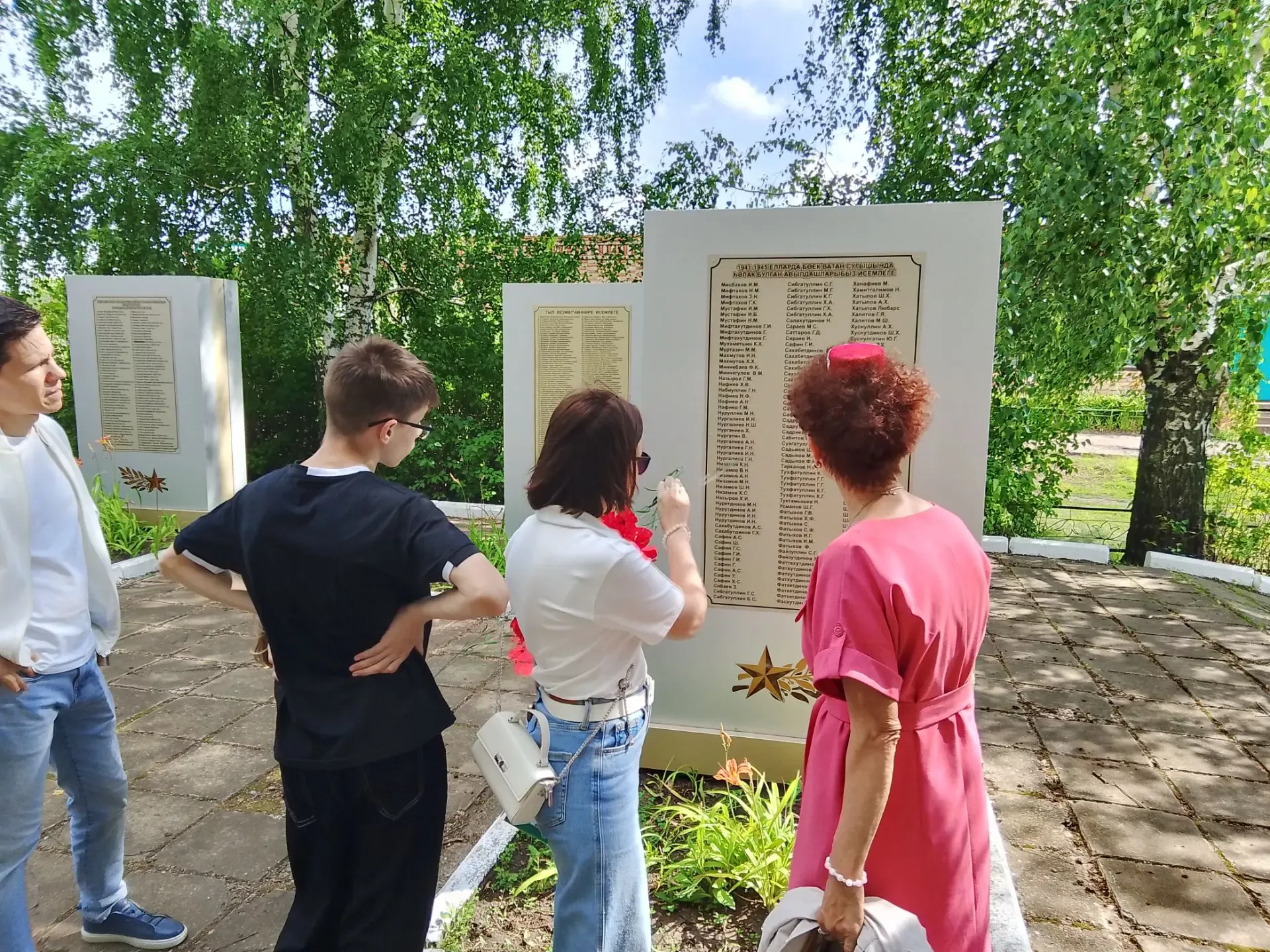 Внучка фронтовика Елена Казакова восстанавливает историю рода и готовит книгу