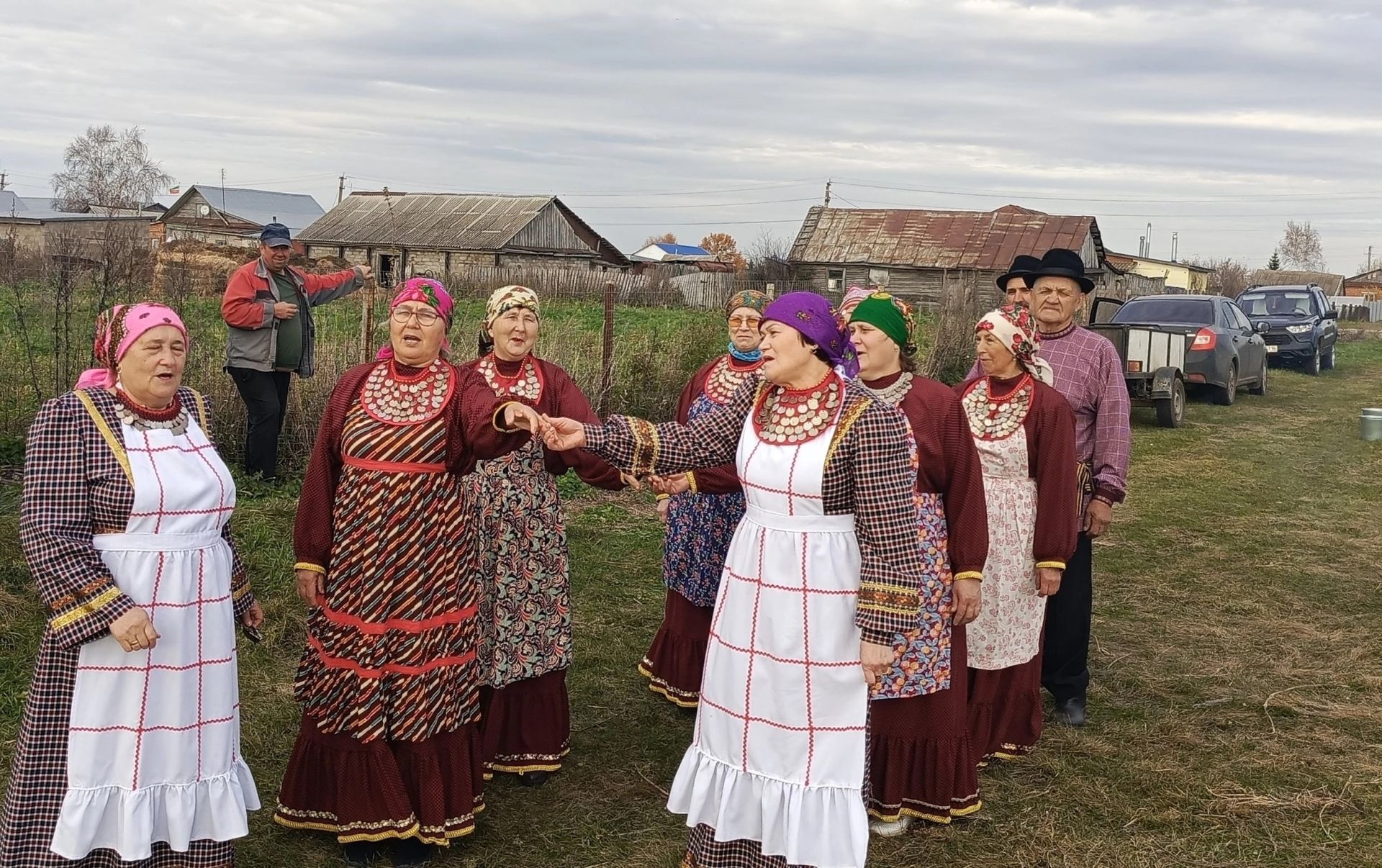 В селе Бахта открыли новую лестницу к роднику