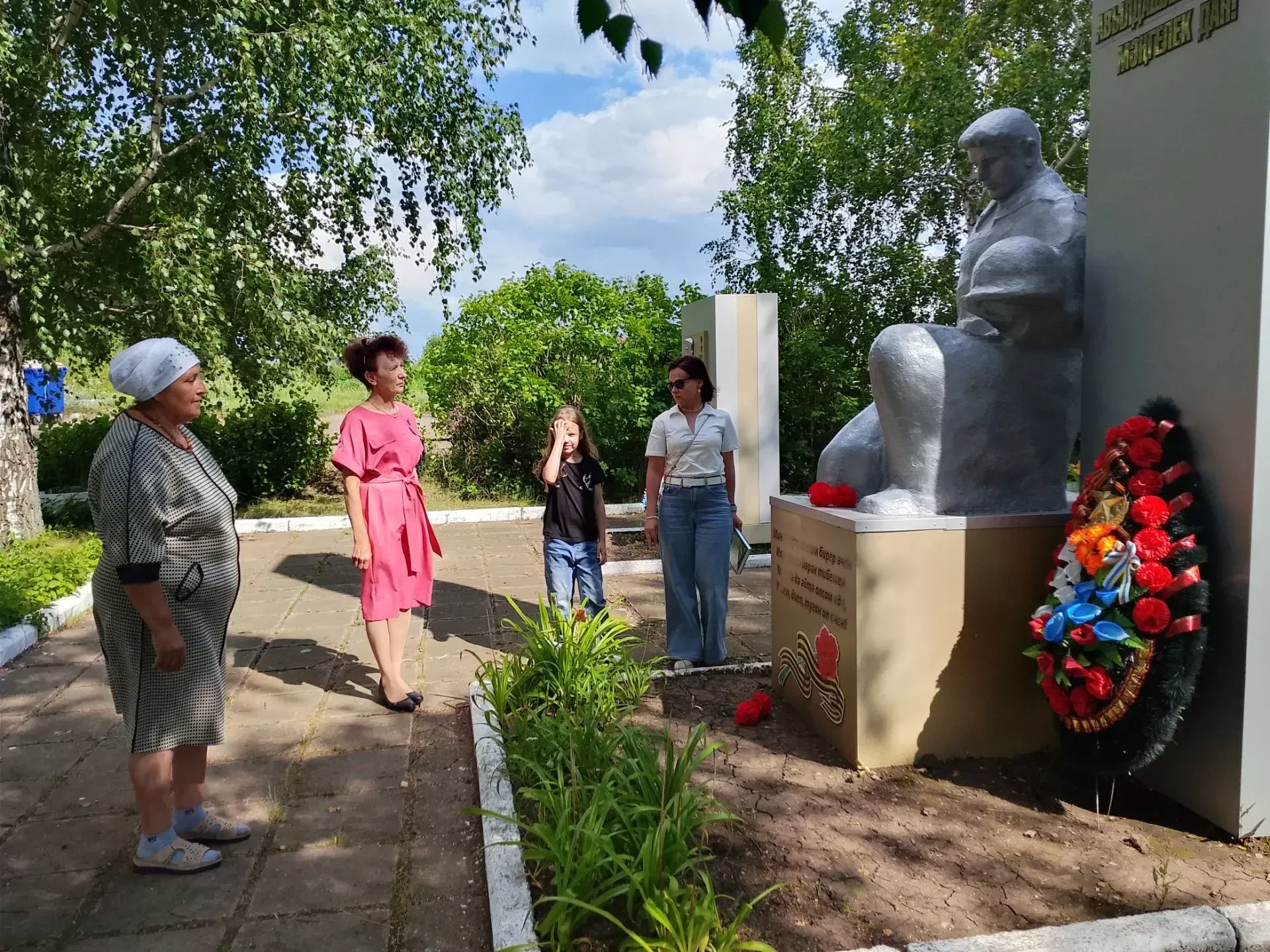 Внучка фронтовика Елена Казакова восстанавливает историю рода и готовит книгу
