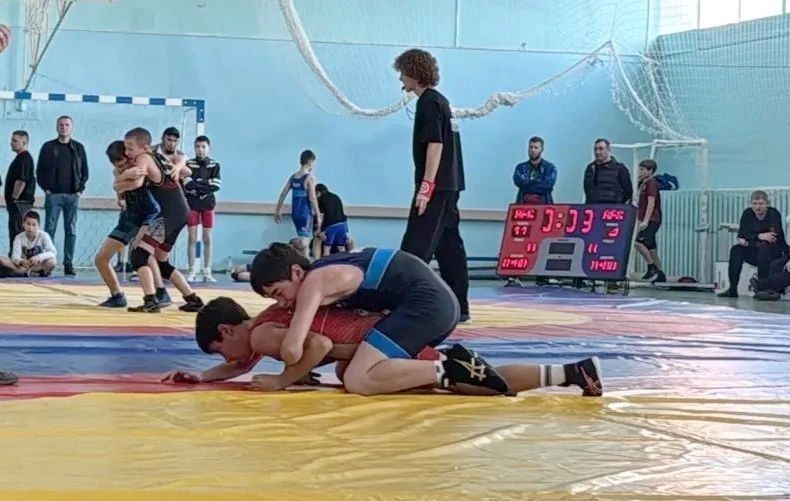Воспитанники чистопольской спортшколы взяли две бронзы на межрегиональном турнире