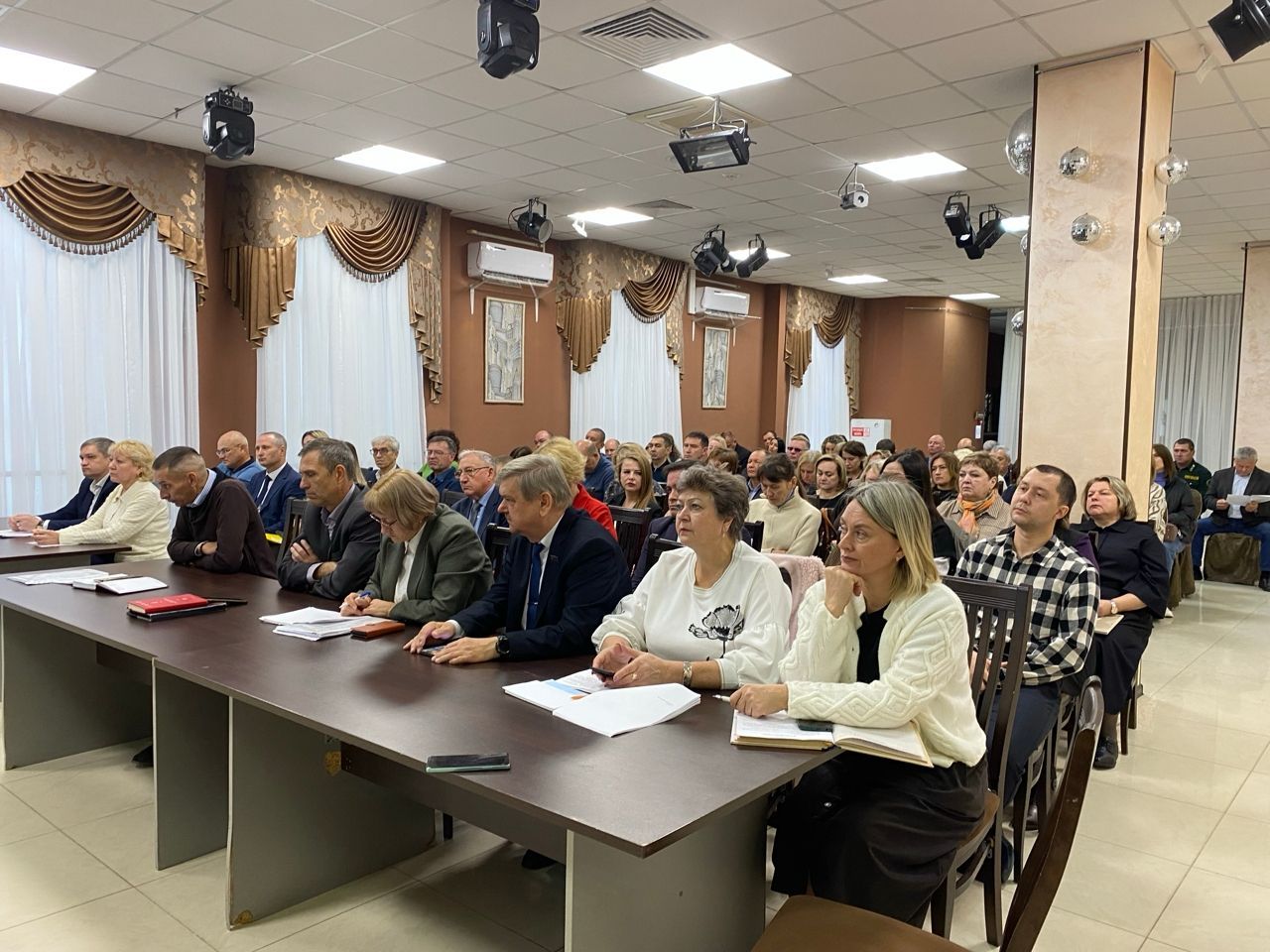 Муниципалитетта атналык киңәшмә узды