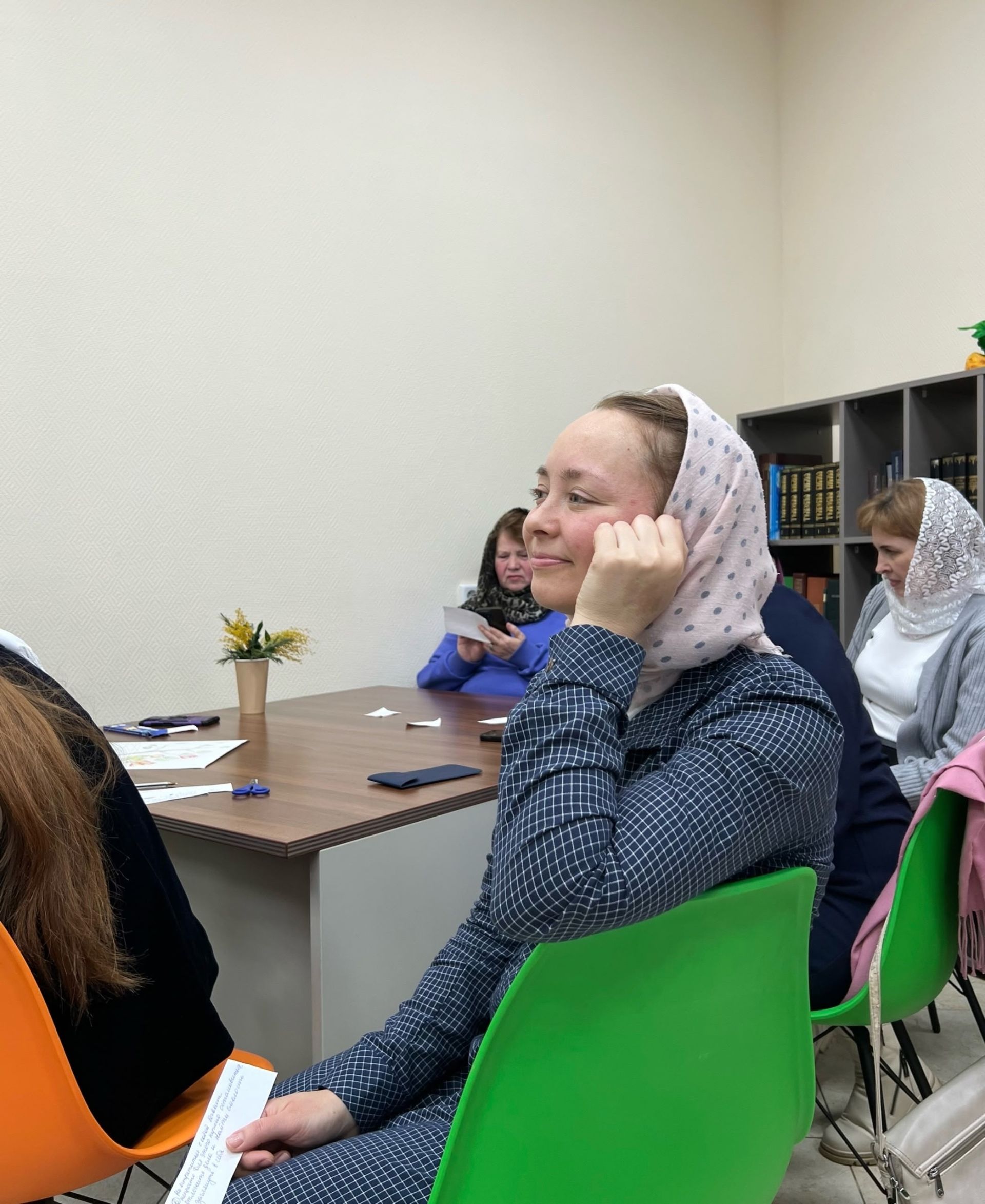 «Сретение — значит встреча»: педагоги и ученики воскресной школы в Никольском соборе говорили о главном
