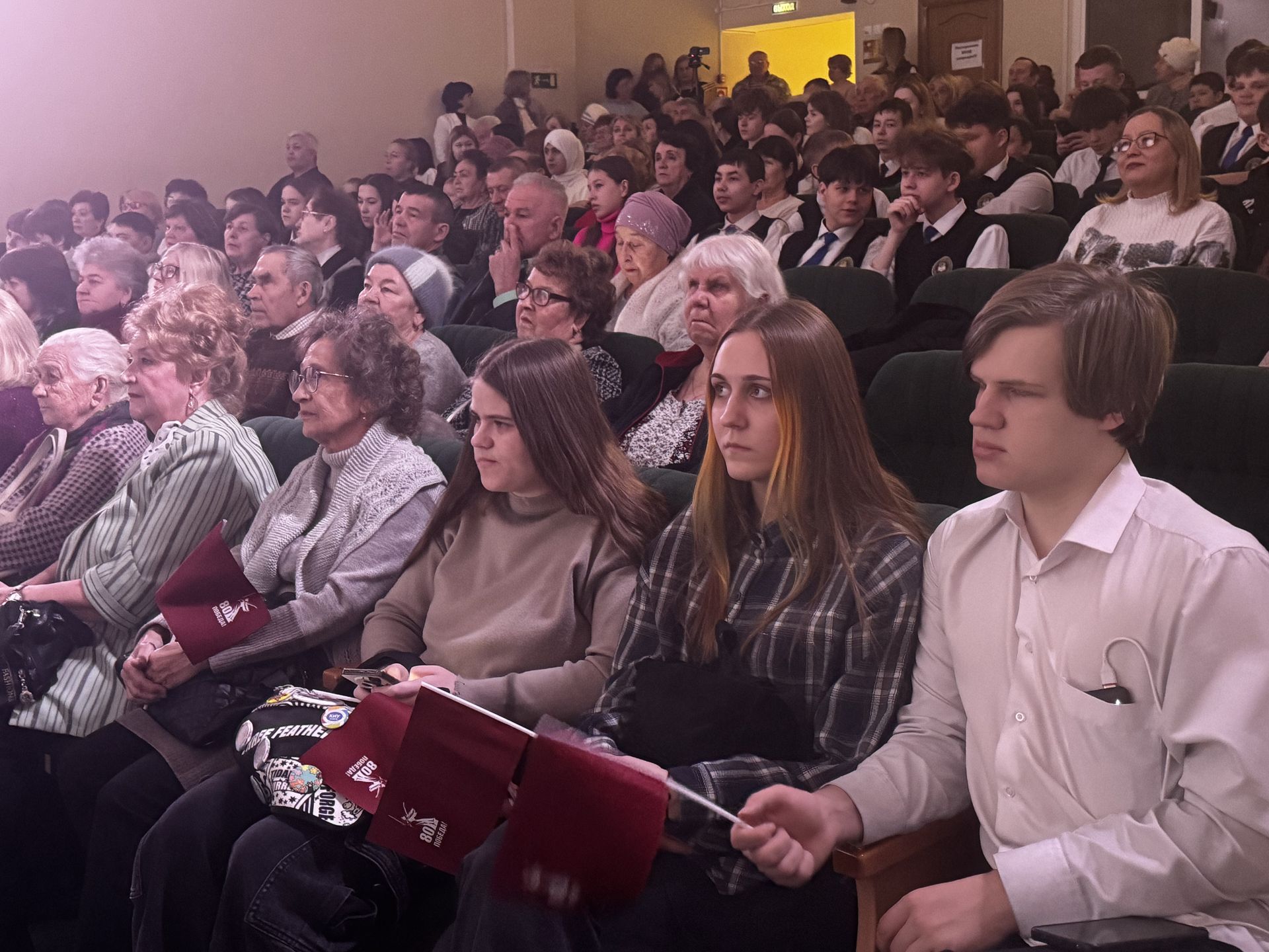 В Чистополе почтили память героев войны литературно-музыкальным спектаклем