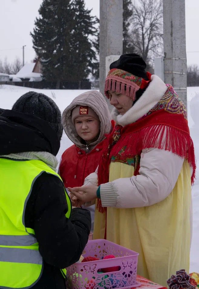 Блины, дружба, конкурсы: чем запомнилась Масленица на «Кирпичном»