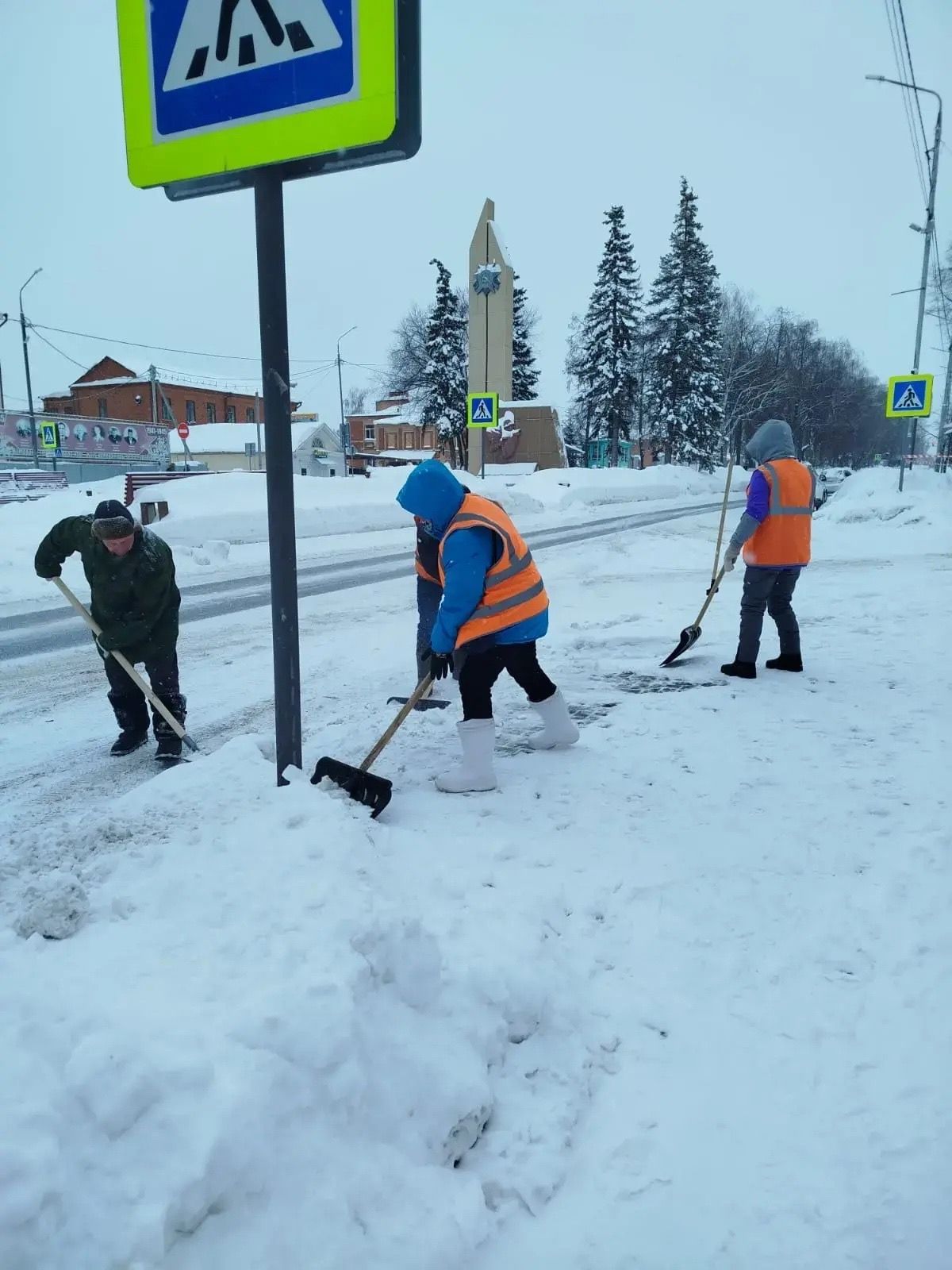 С начала года с чистопольских улиц вывезли более 24 тысяч кубометров снега