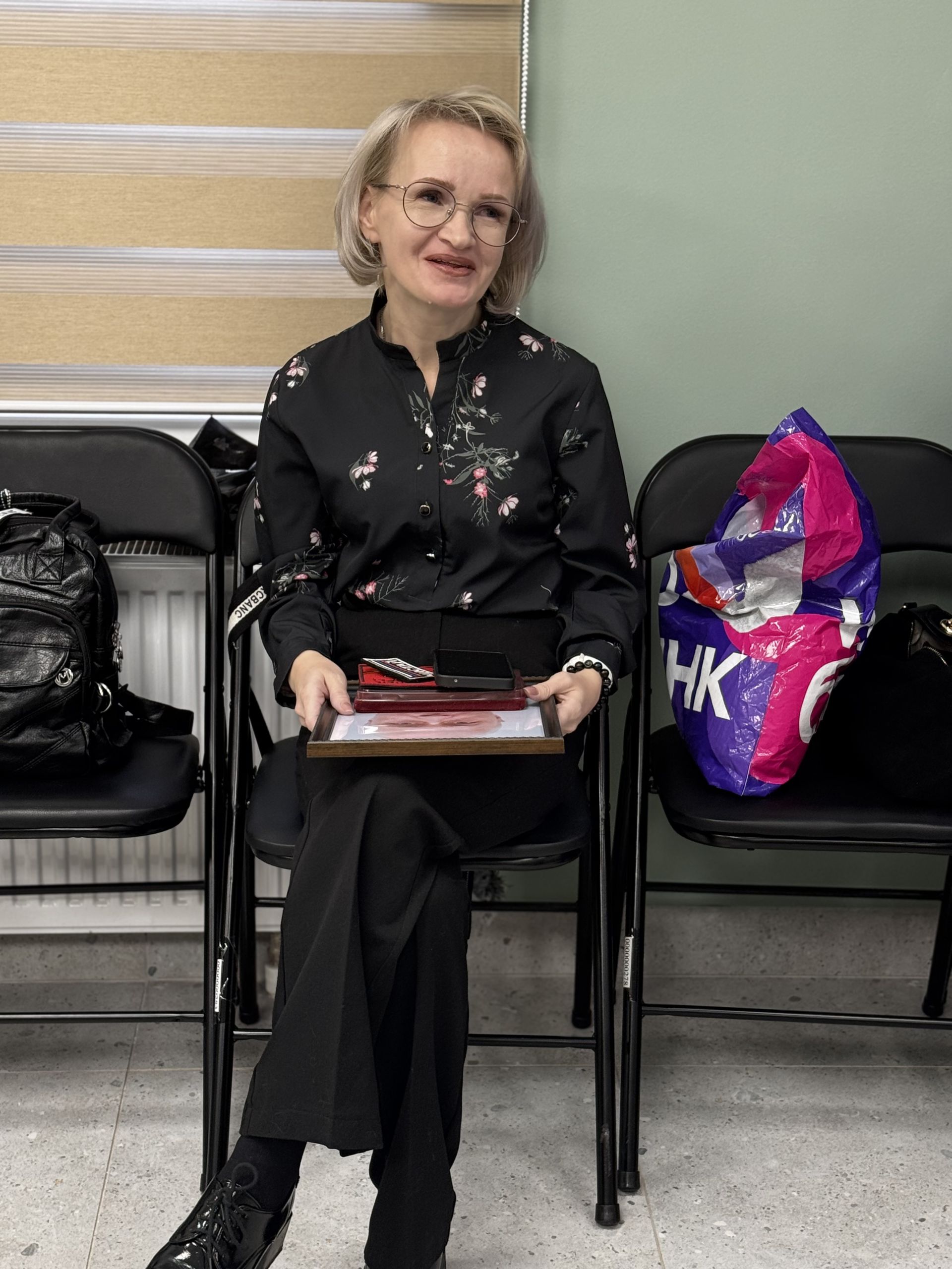 Китель героя: в Чистополе состоялась особенная фотосессия для семей участников СВО