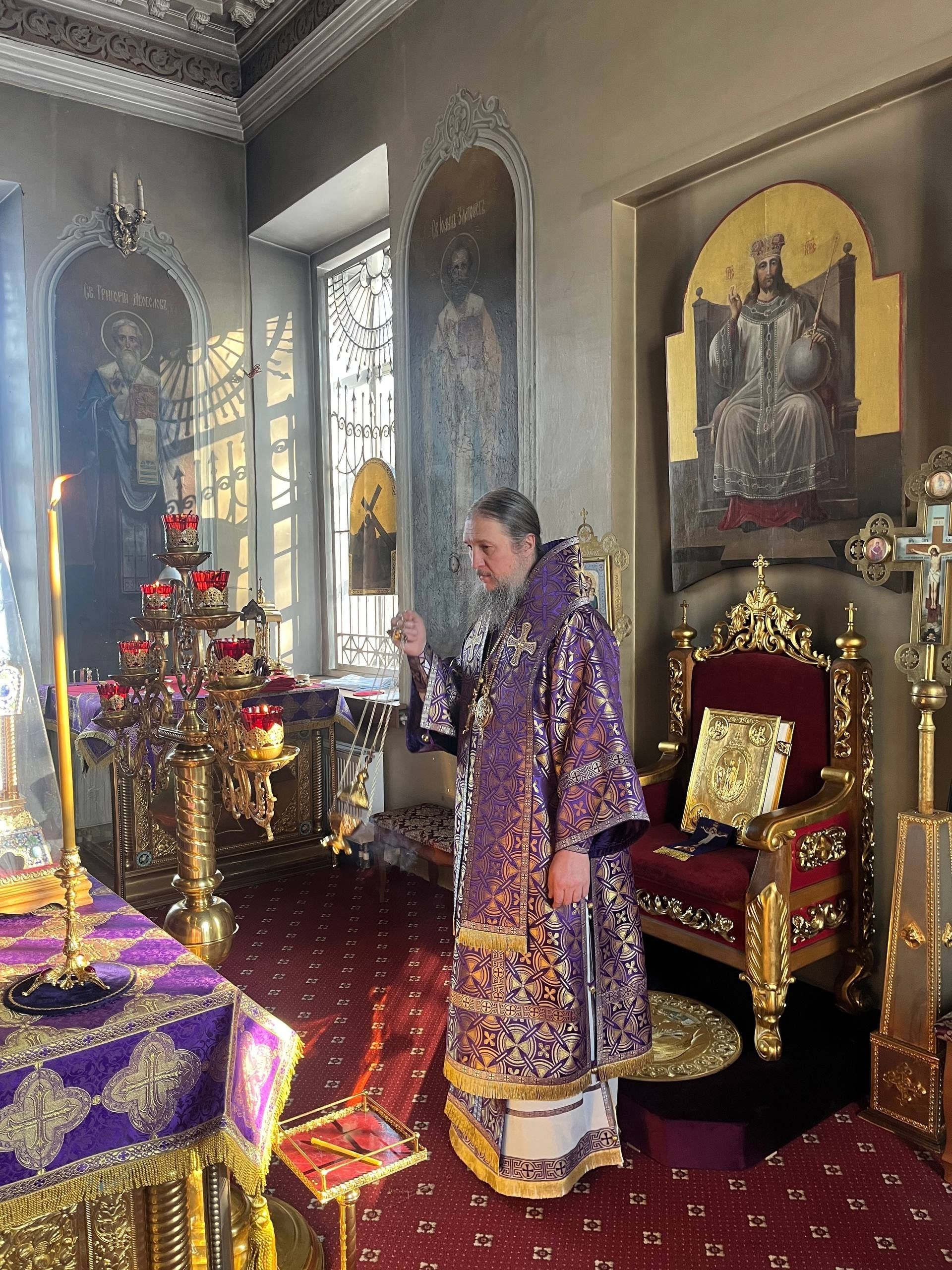 Епископ Пахомий совершил Литургию Преждеосвященных Даров в праздник Обретения главы Иоанна Предтечи
