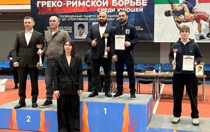 Чистопольские борцы завоевали четыре медали на первенстве Татарстана