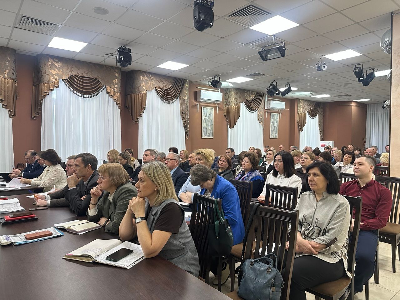 Опека, агропром и безопасность: о чем говорили на аппаратном совещании в чистопольском муниципалитете