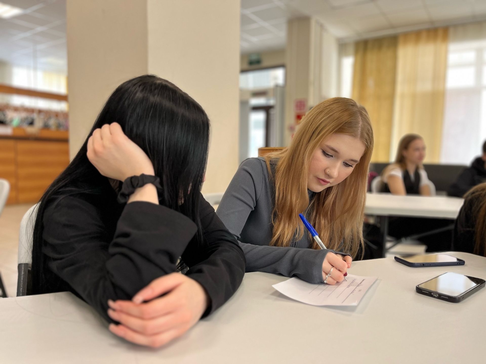 В Чистополе отметили 12-ю годовщину воссоединения Крыма с Россией интеллектуальным квизом