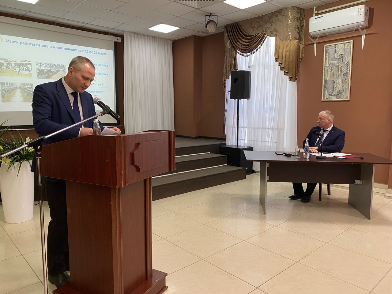 Дмитрий Иванов призвал руководителей предприятий и организаций активнее участвовать в экологическом двухмесячнике