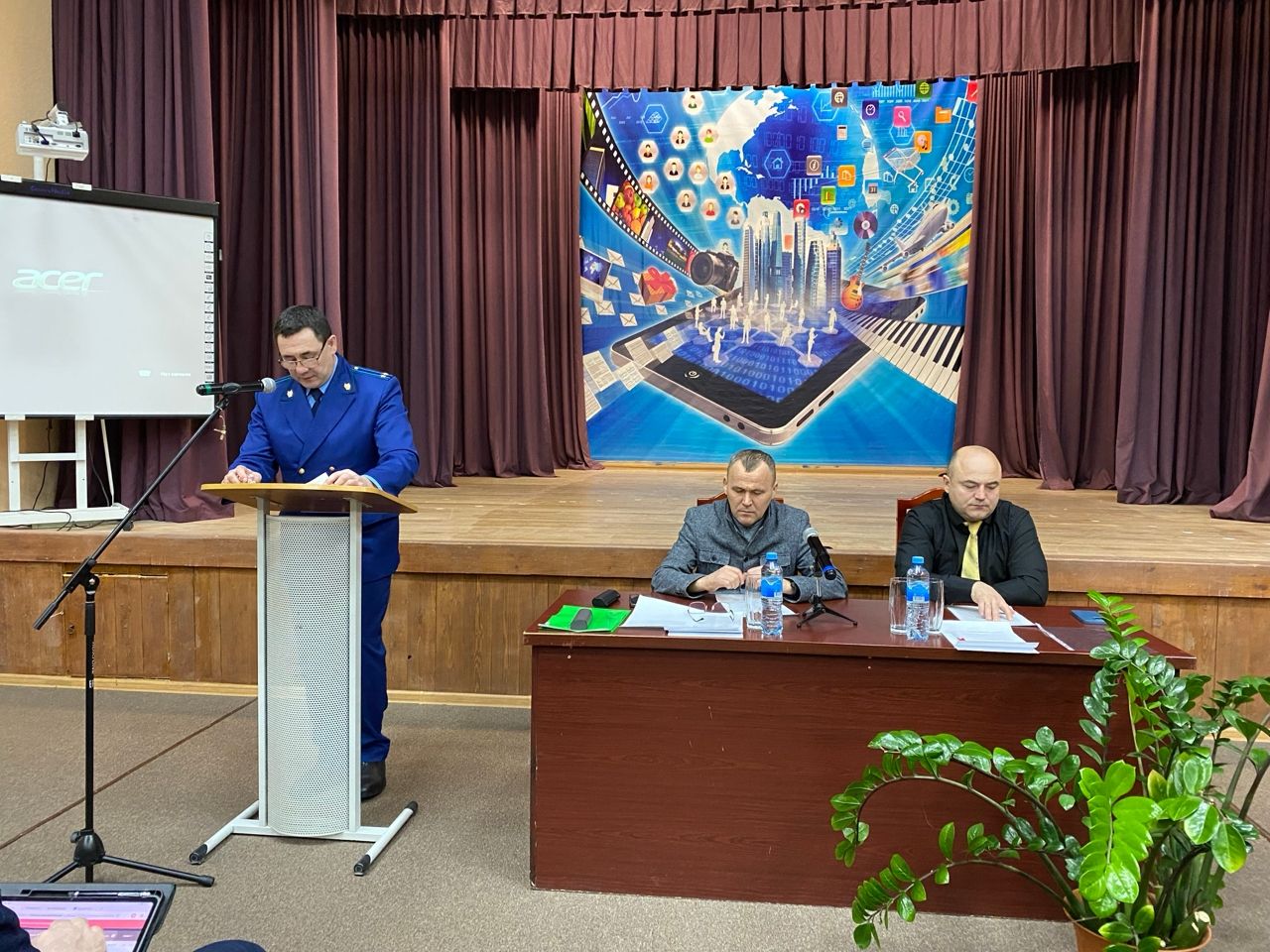 В Чистопольском районе выявлены факты хищения бюджетных средств и коммерческого подкупа должностных лиц