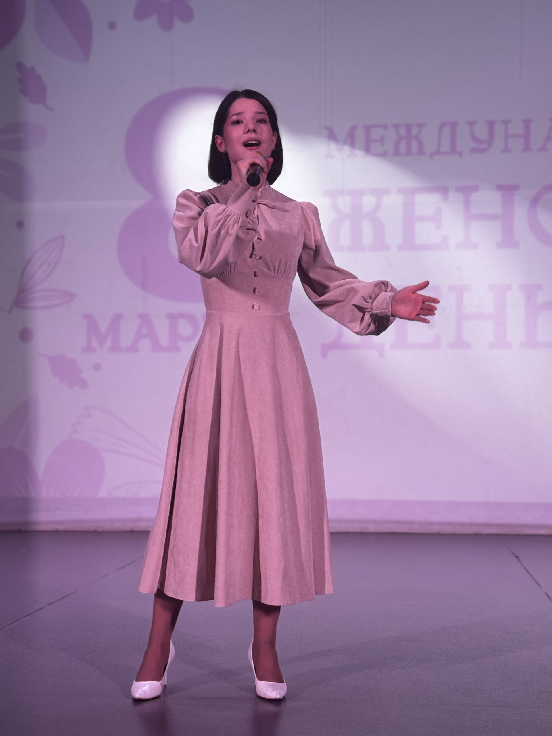 «Тонкие струны души»: в Чистополе отметили Международный женский день