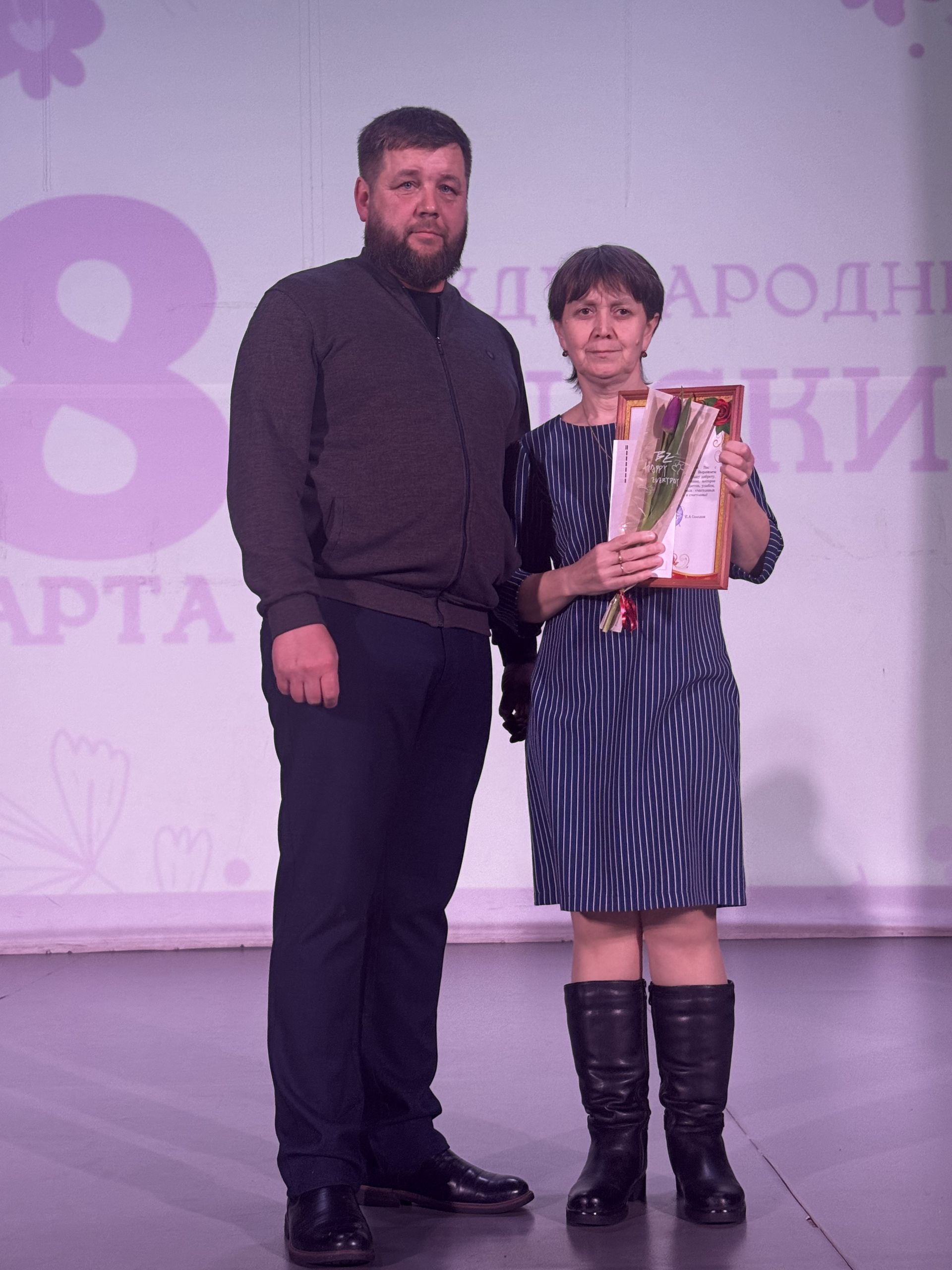 «Тонкие струны души»: в Чистополе отметили Международный женский день