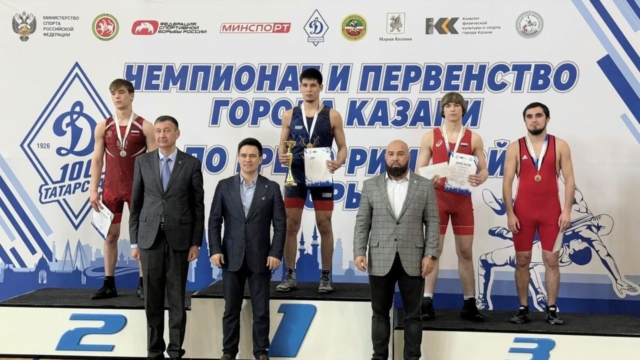 Чистопольские спортсмены завоевали восемь медалей на чемпионате Казани по греко-римской борьбе