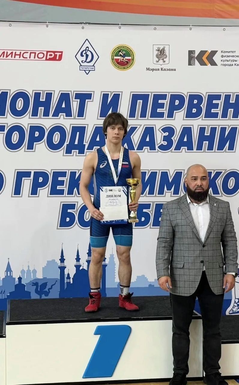 Чистопольские спортсмены завоевали восемь медалей на чемпионате Казани по греко-римской борьбе