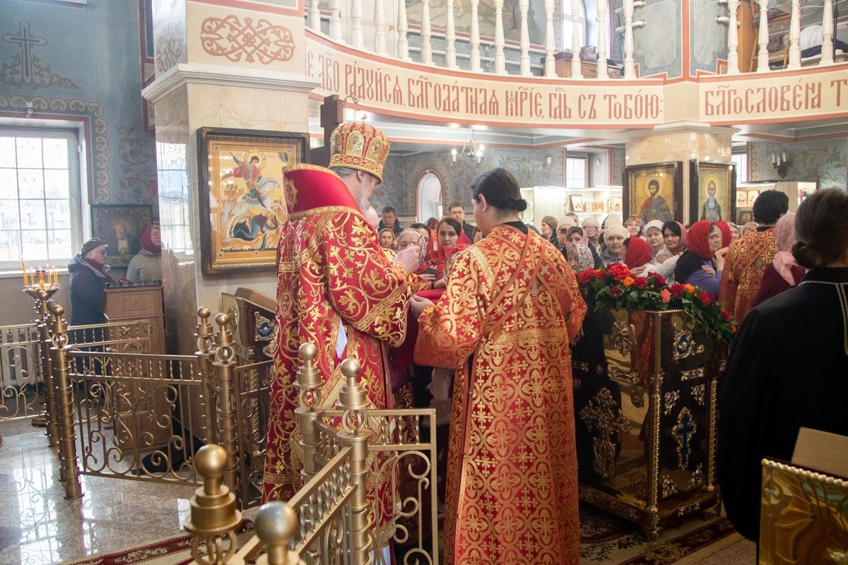 В Чистополь доставили Благодатный огонь
