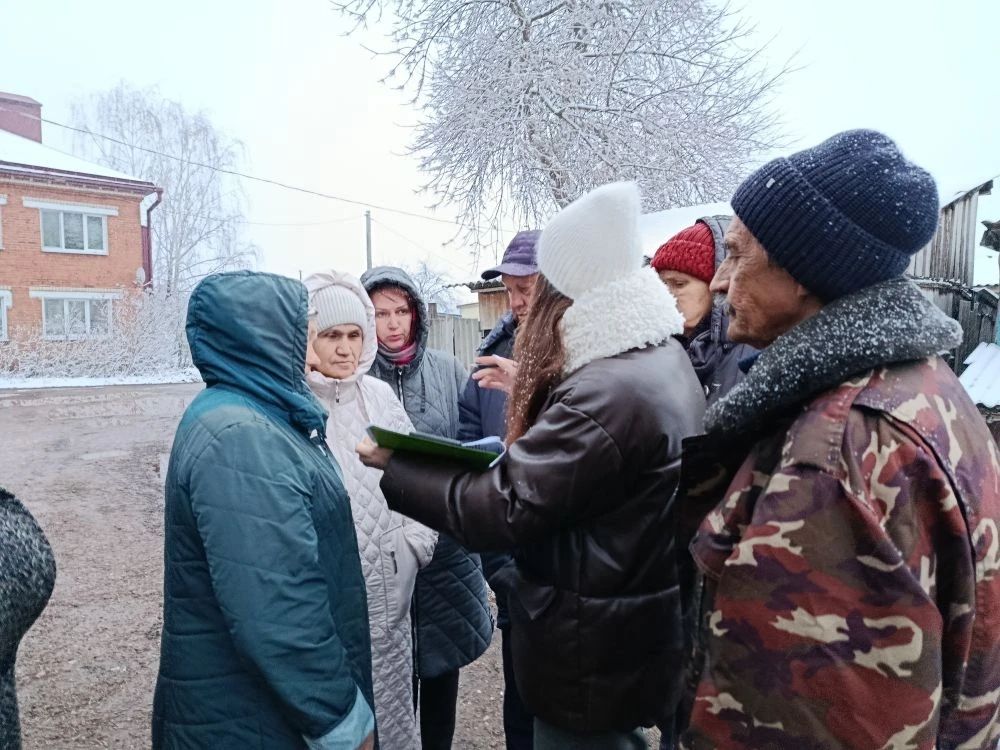 В Чистопольских Выселках прошли общественные обсуждения благоустройства дворов по программе «Наш двор»