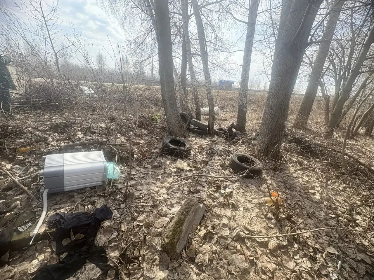 Во время рейда в Чистопольском районе обнаружены свалки вдоль трасс: от мусора до покрышек
