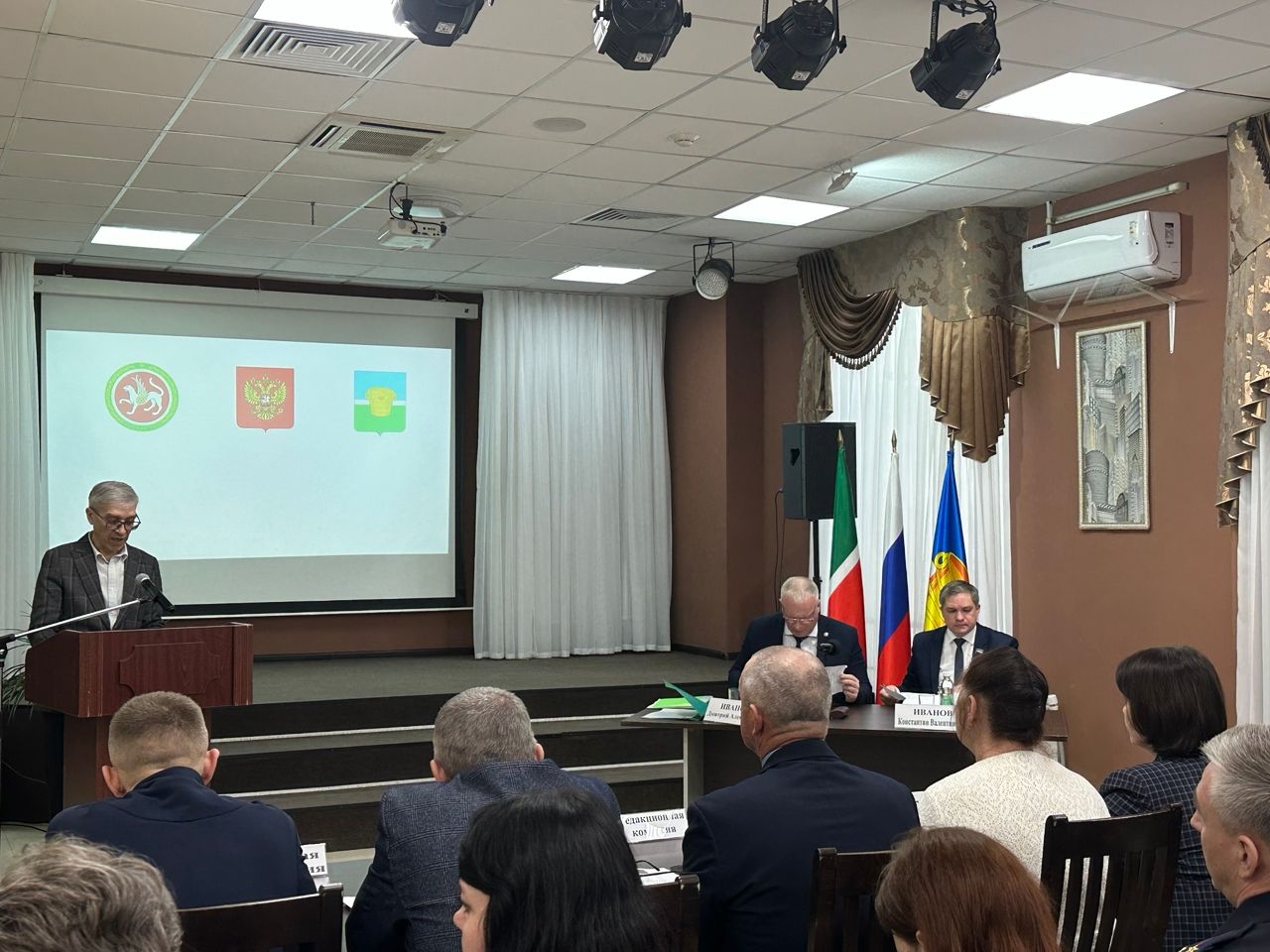 Чистопольские депутаты единогласно поддержали изменения в полномочиях и структуре исполкома