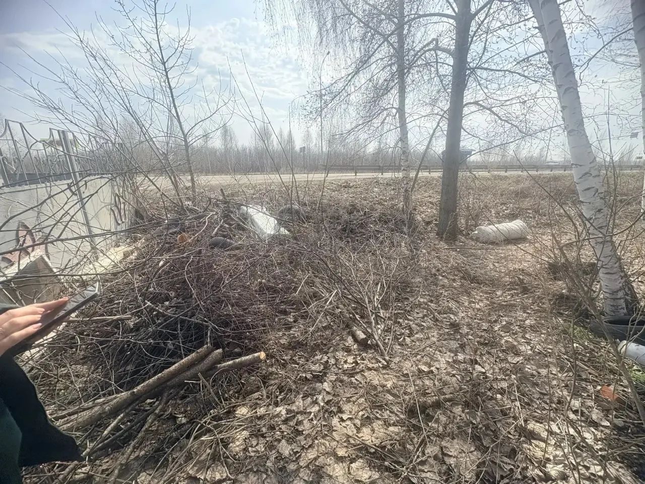 Во время рейда в Чистопольском районе обнаружены свалки вдоль трасс: от мусора до покрышек