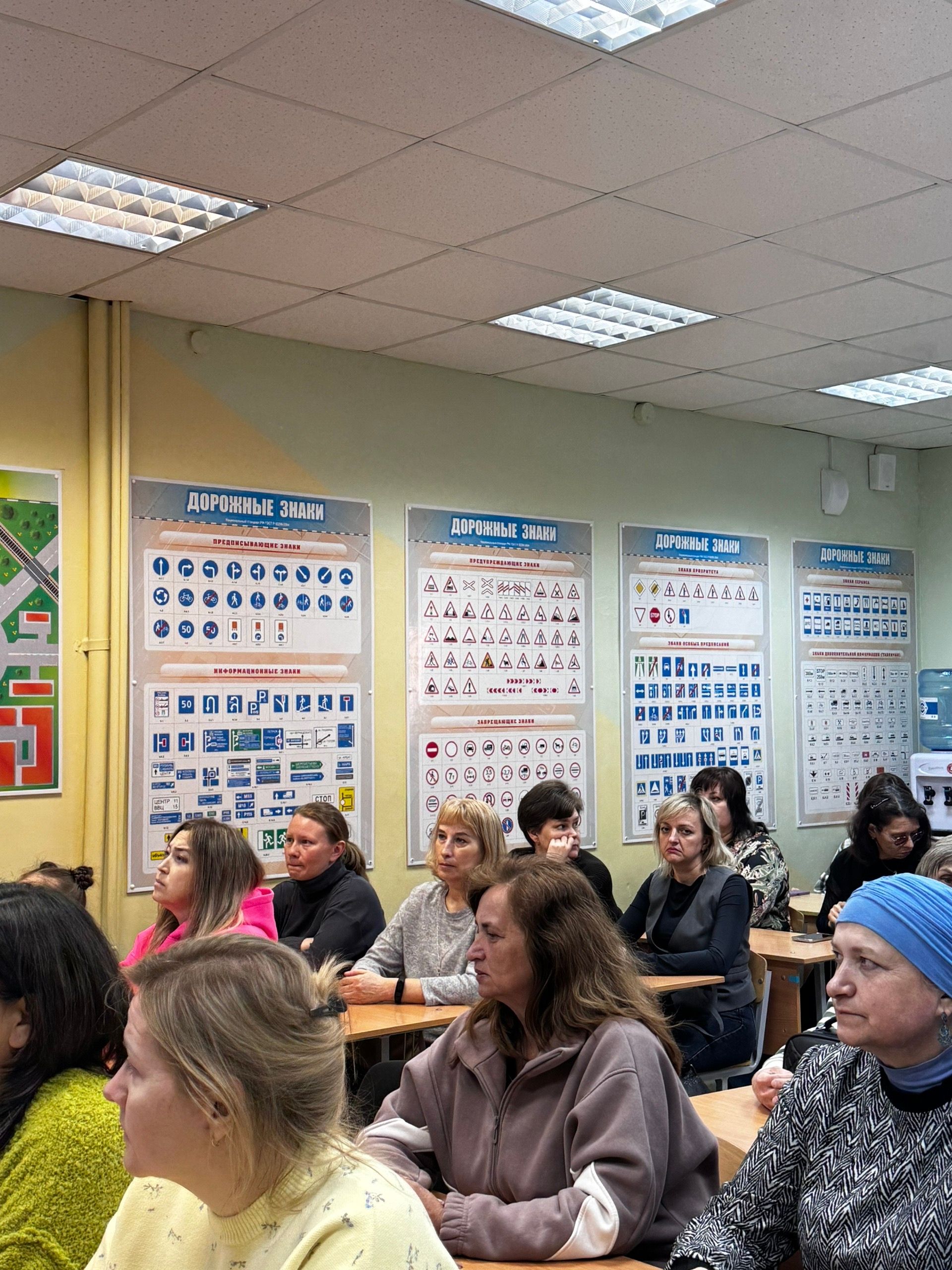 Подарок детям с риском для жизни: на масштабном родительском собрании в Чистополе говорили об опасности мототехники и электросамокатов