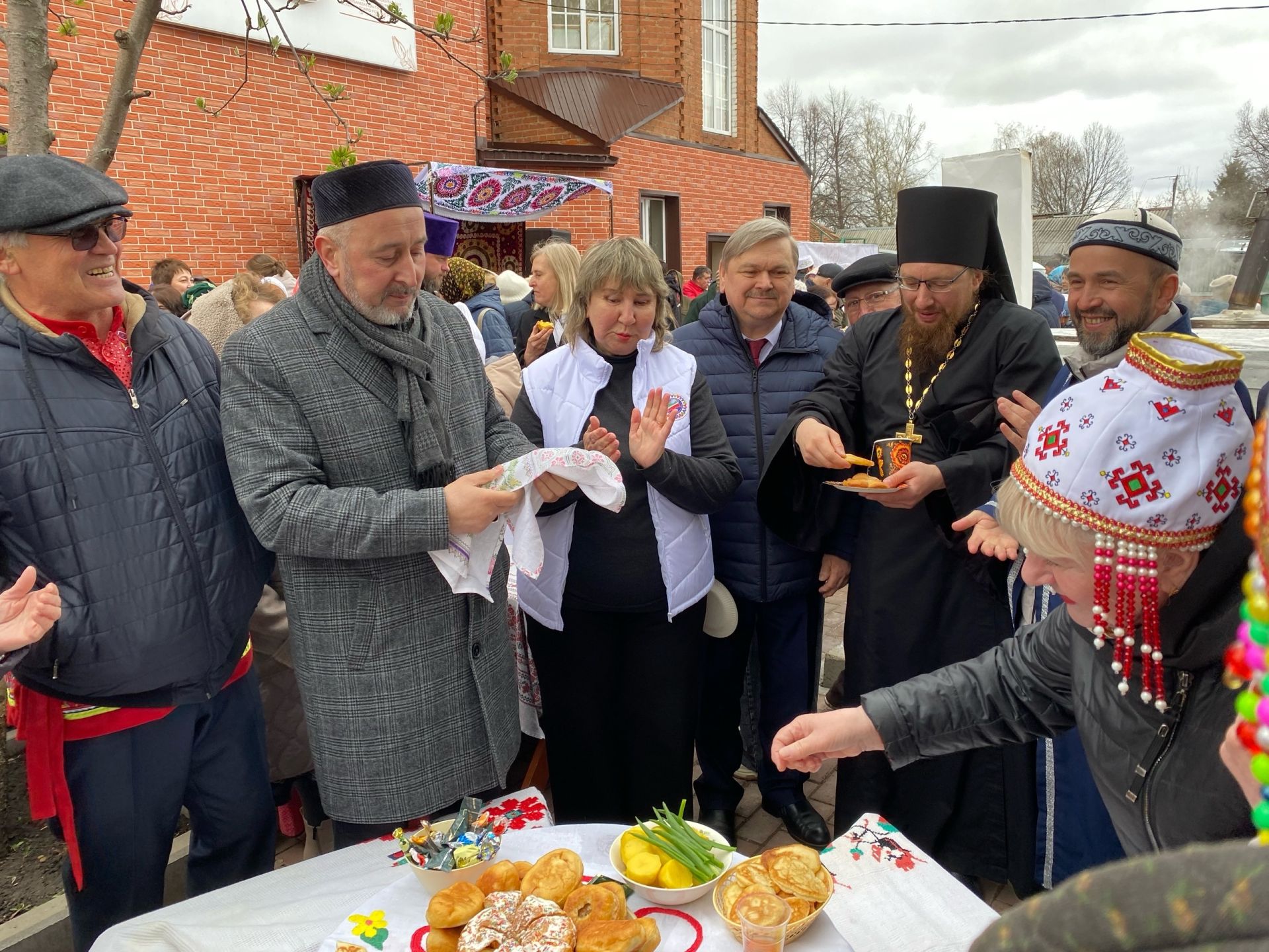 Национальные традиции, песни и угощения: в Чистополе прошел фестиваль дружбы народов