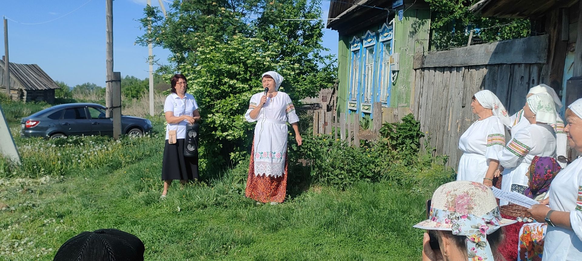 В Чистопольском районе для жителей небольшого села устроили выездной концерт