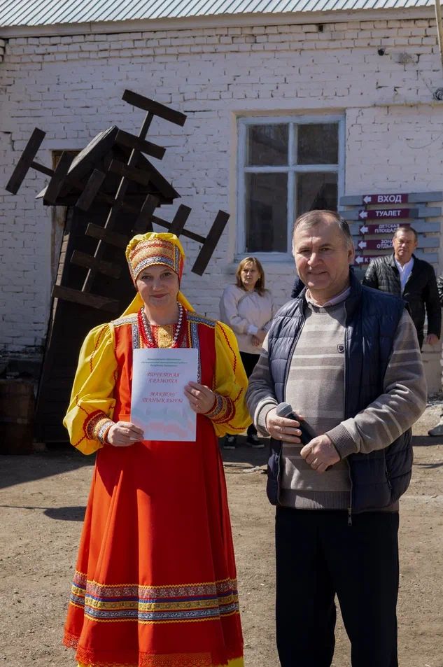 В Чистополе открылась «Купеческая усадьба»: верблюд, свечи и печь с блинами