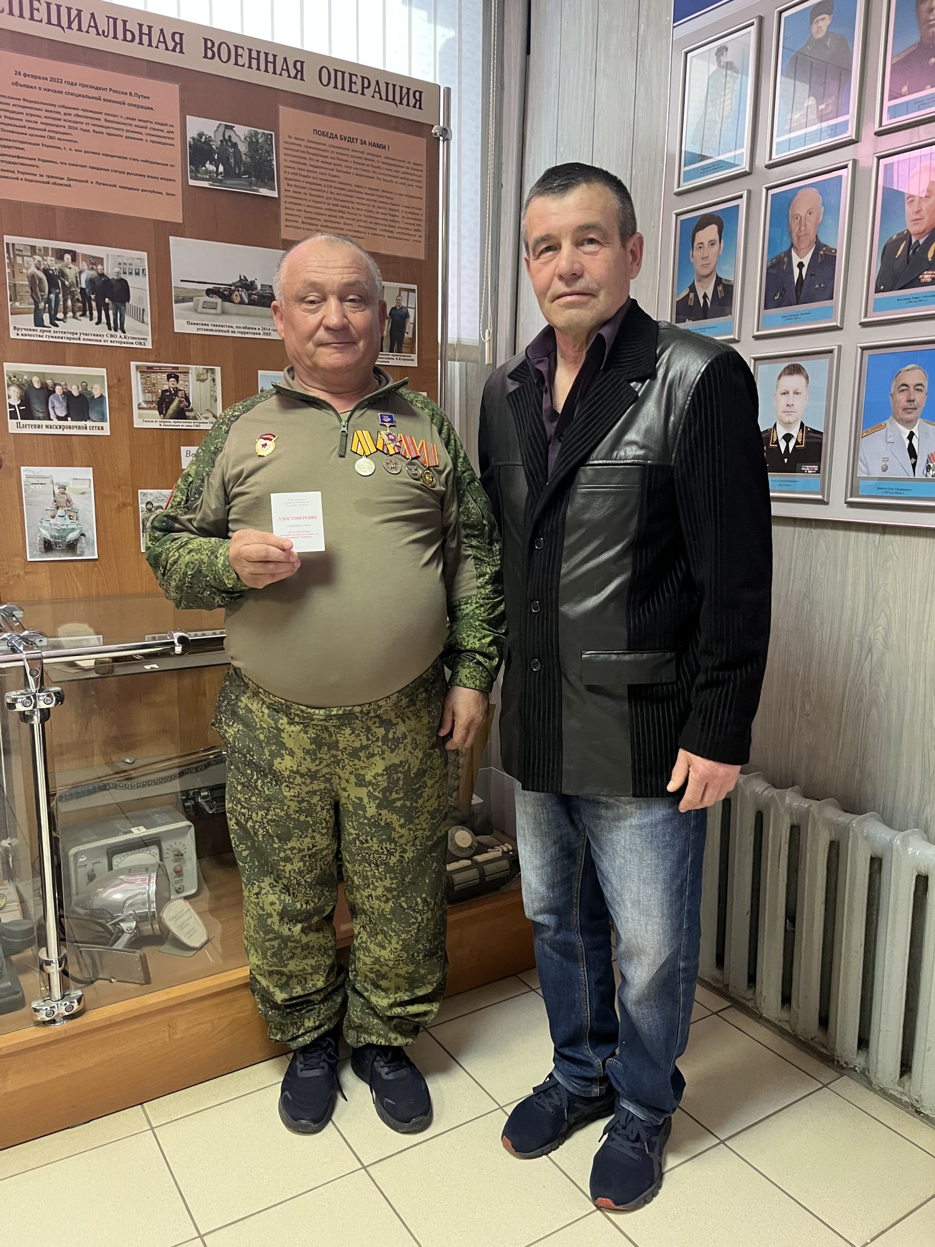 Чистопольские полицейские встретились с ветераном службы и участником СВО Сергеем Ивановым