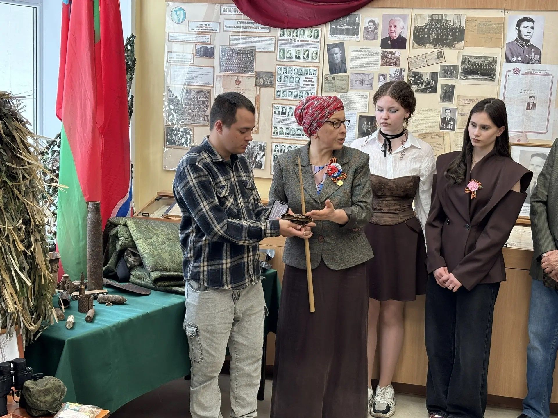 В Чистопольском сельскохозяйственном техникуме открылась экспозиция о героях Великой Отечественной и СВО