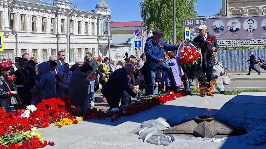 Праздничный парад, вручение наград, тематические площадки: в Чистополе отмечают День Победы