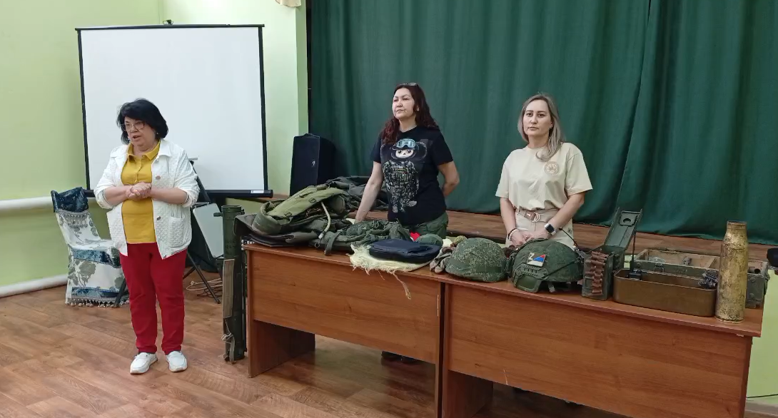 Волонтёры СВО встретились с проживающими Чистопольского дома социального обслуживания