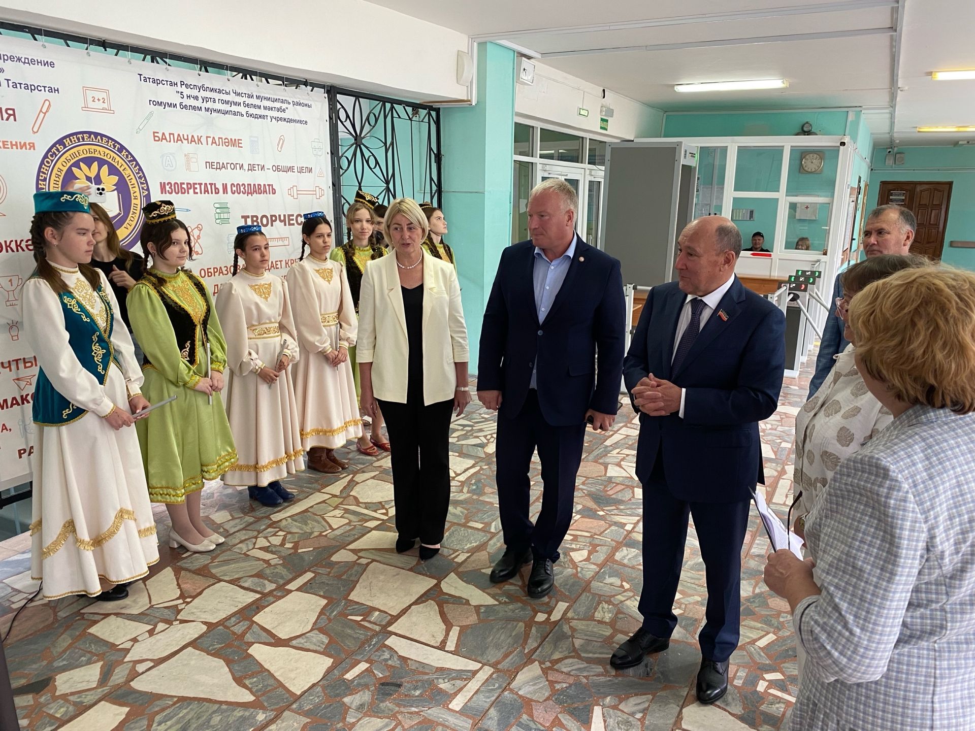 Исполняющий обязанности Председателя Госсовета РТ Марат Ахметов с рабочим визитом посетил Чистопольский район