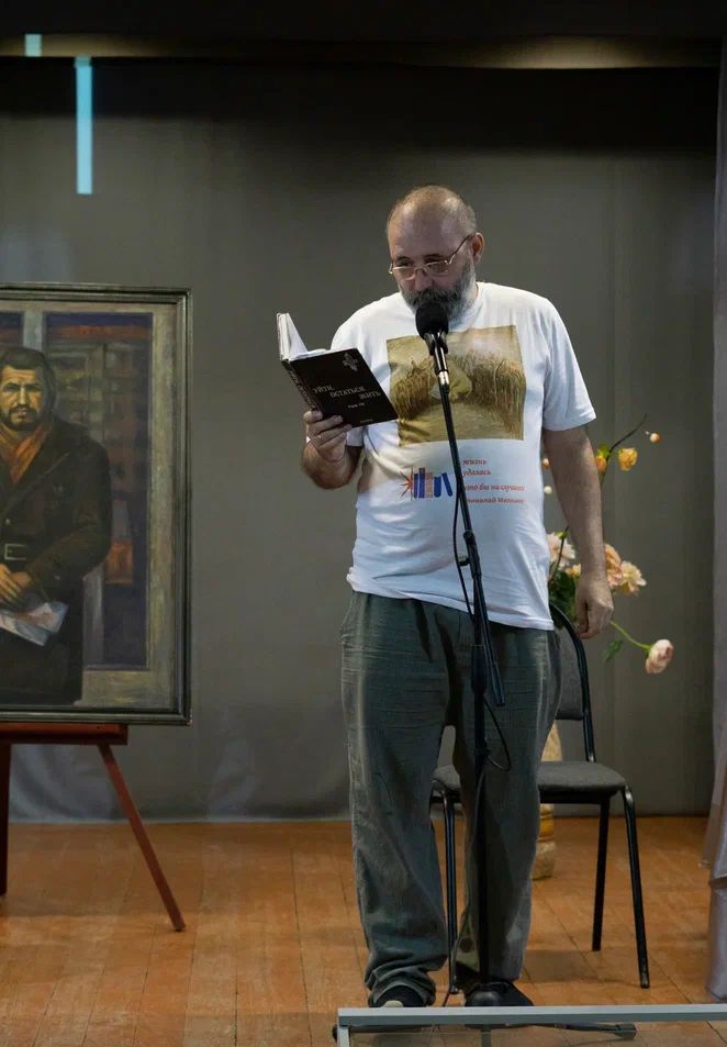 «Уйти. Остаться. Жить»: в Чистополе почтили память поэта Руслана Галимова