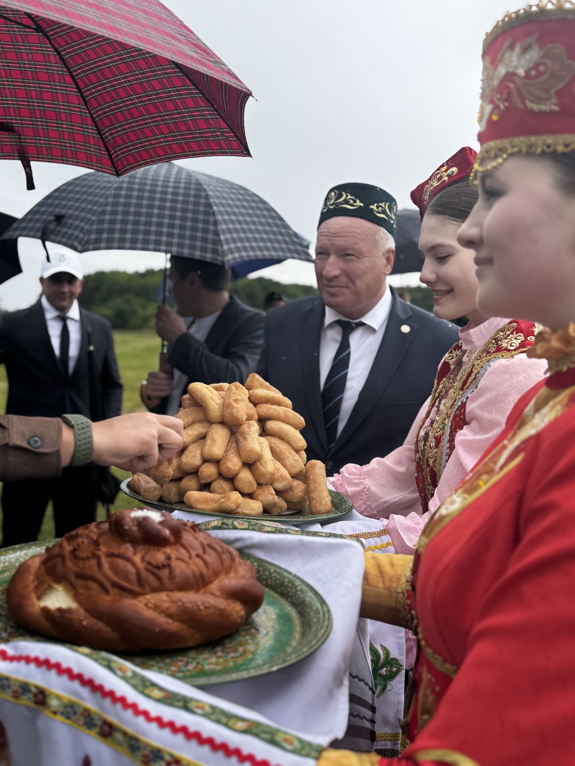 В Чистополе прошли конные скачки в честь Сабантуя