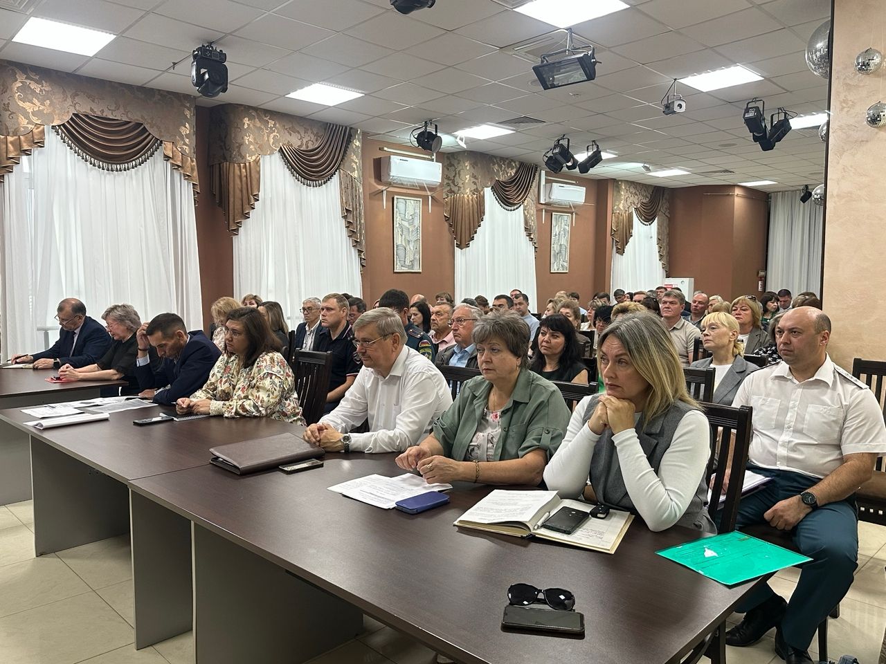 Главе Чистопольского района доложили о результатах противопожарной защиты лесов и оперативной обстановке
