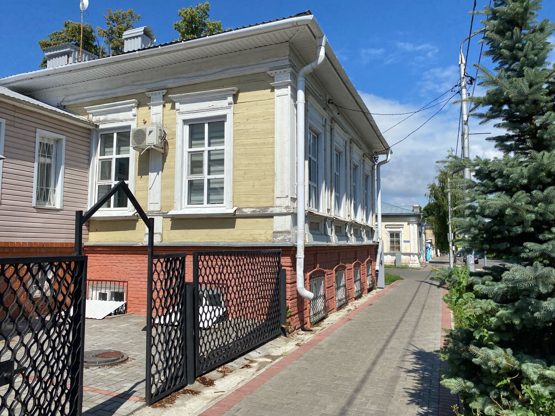Глава Чистопольского района рассказал, как в городе возвращают к жизни исторические здания