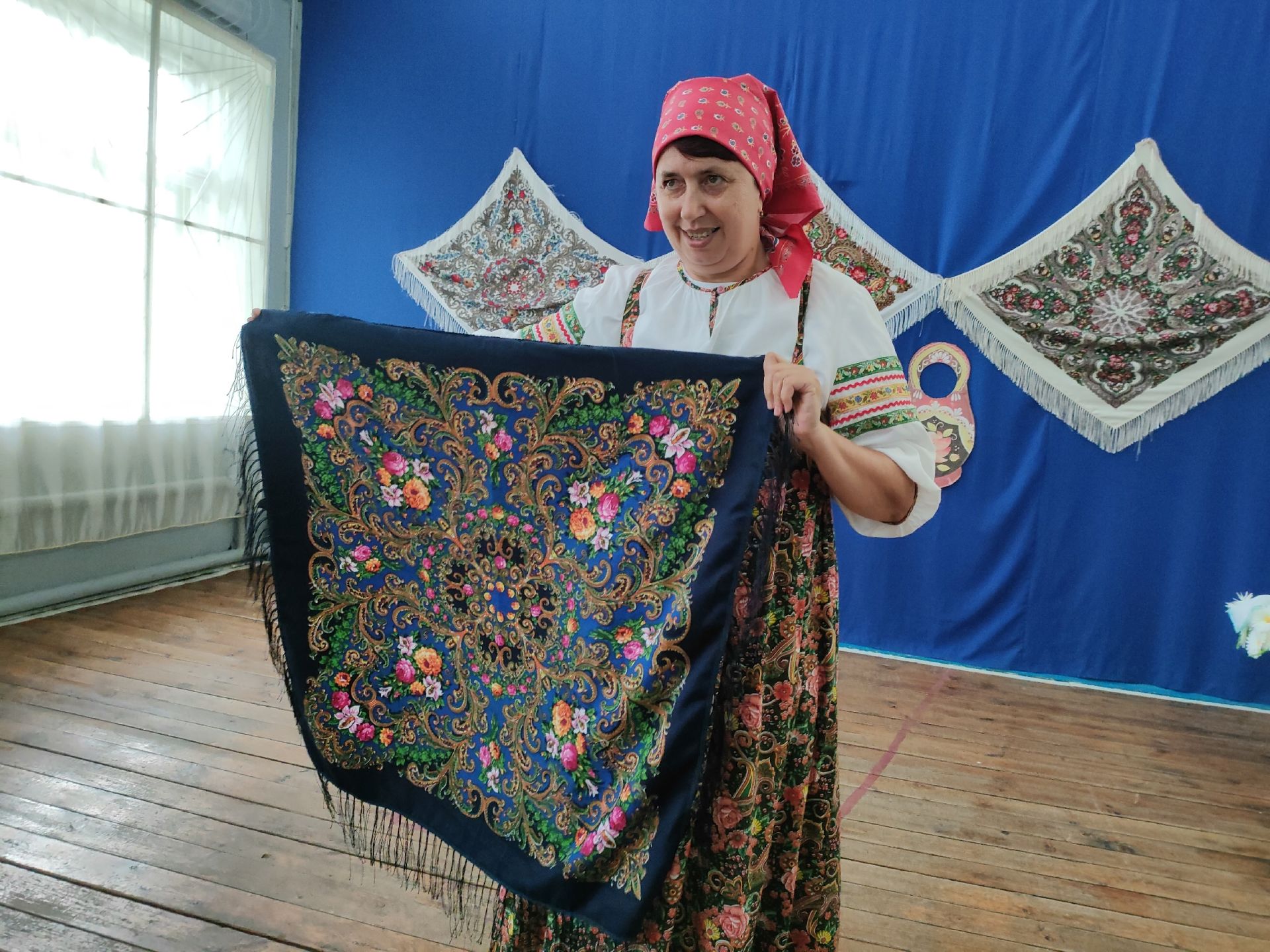 В Чистопольском районе прошел фольклорный праздник «Волшебный мир платков»