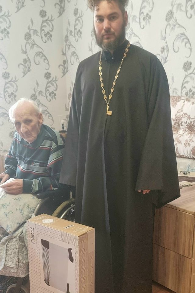 Священник Чистопольской епархии навестил участника Великой Отечественной войны